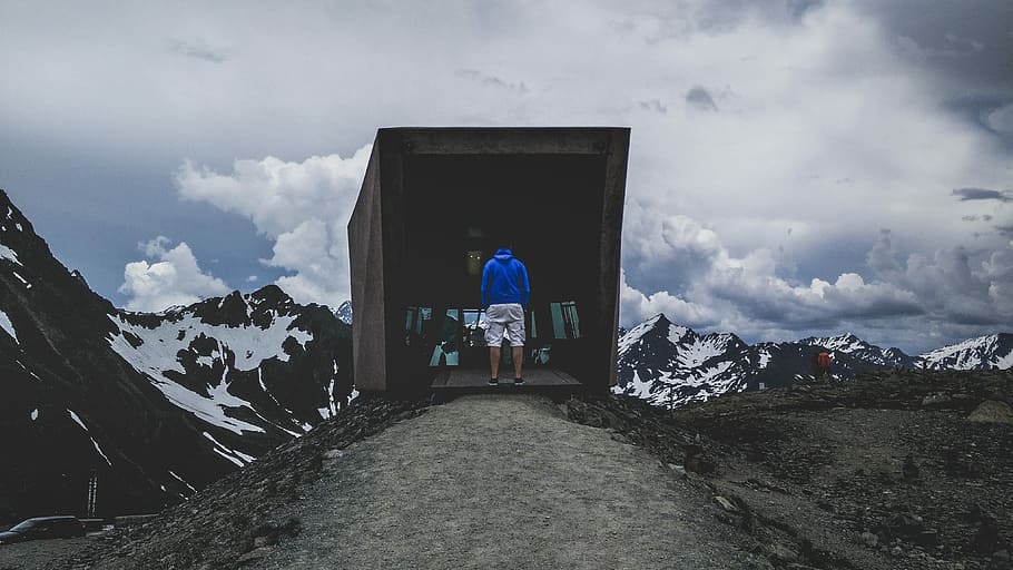 HD Wallpaper Man Standing On Mountain Man Standing In Front Of Box