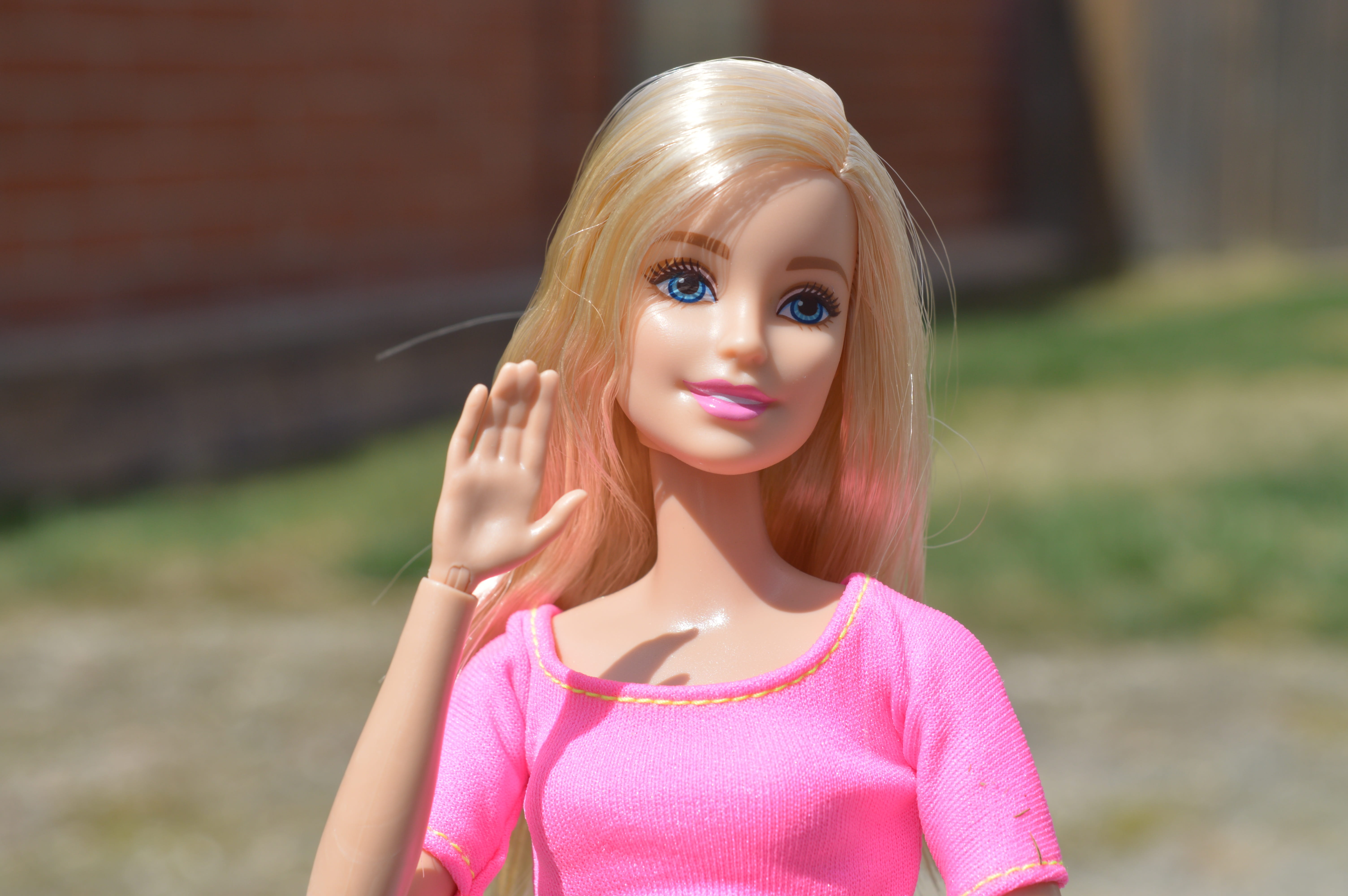 barbie, doll, waving, wave, hello, blonde, female, woman, pink