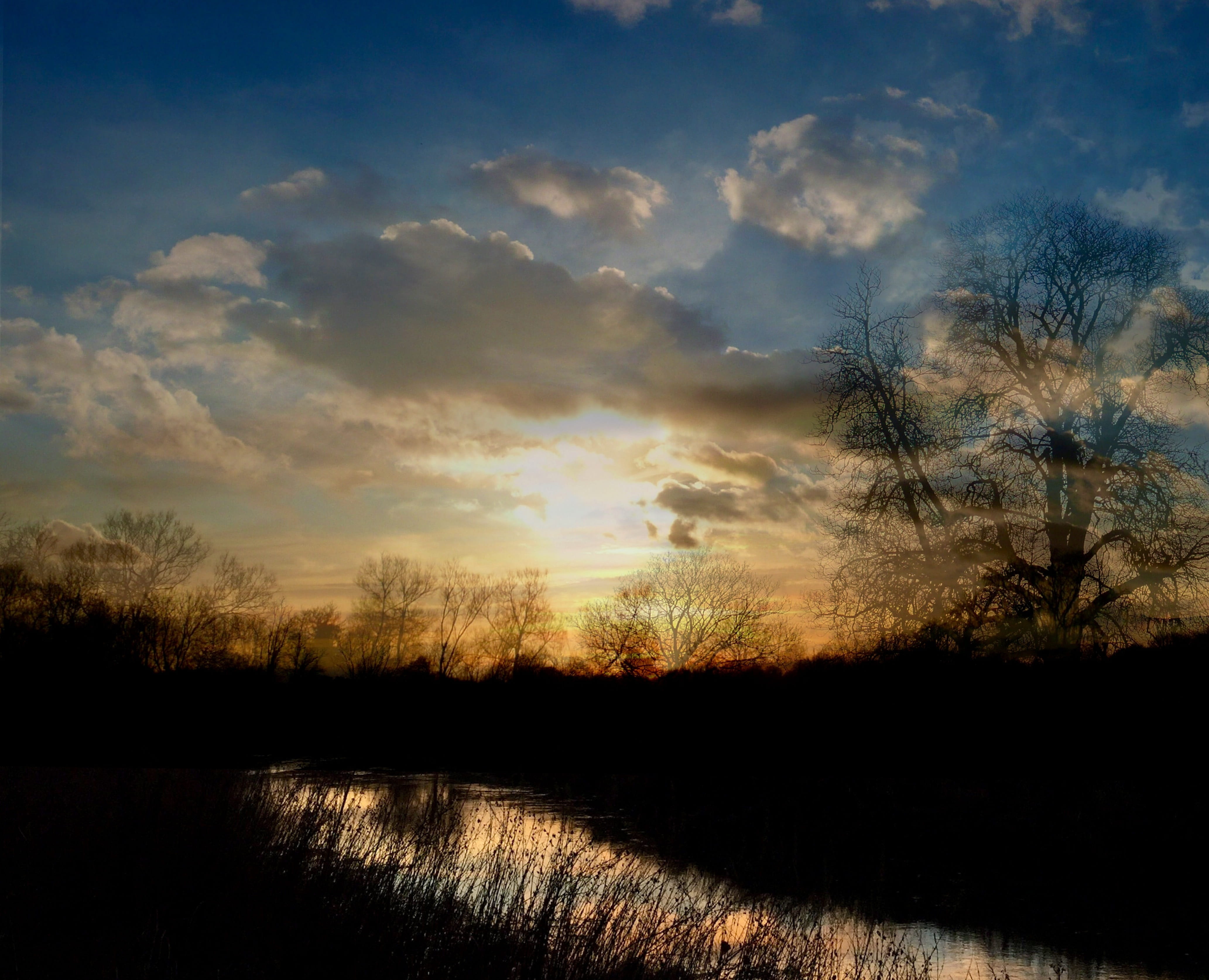 Water, Reflections, Sunlight, Sunset, water reflections, dramatic