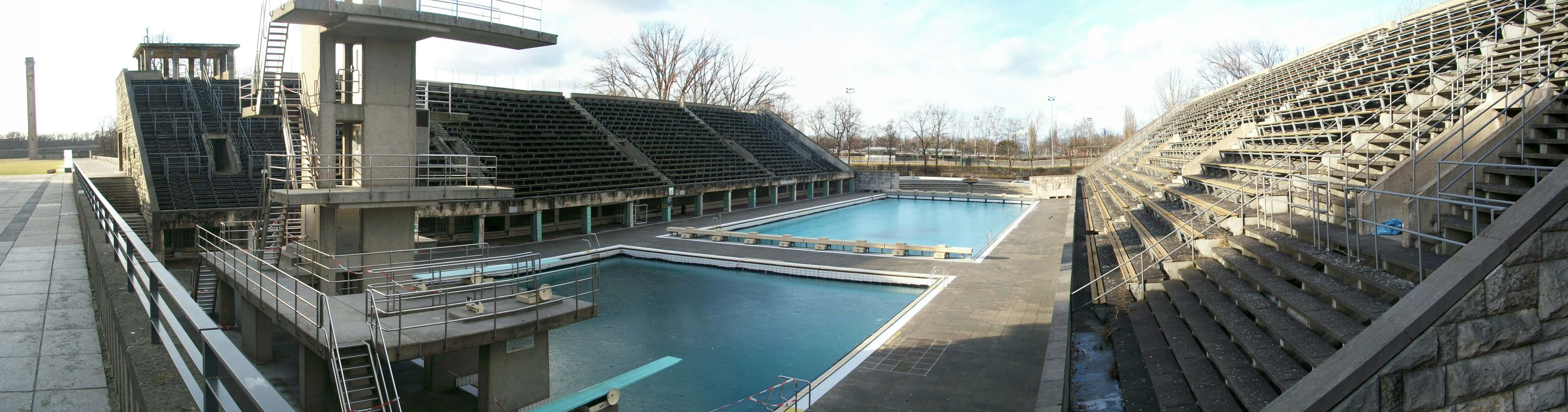Swimming Pool, Berlin, Bench, water, architecture, built structure
