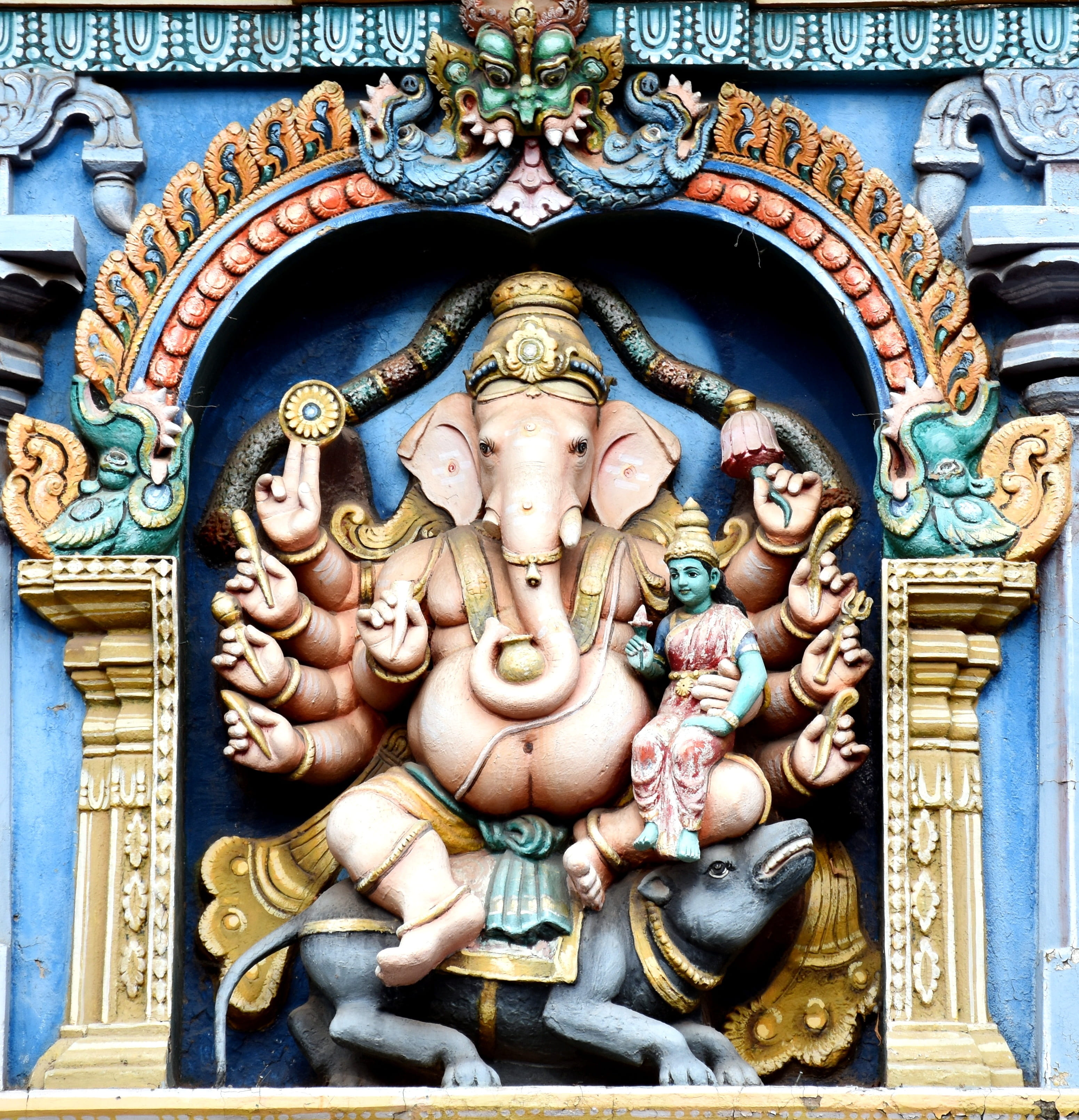 Lord Ganesha statue, parvathi devi, madurai, meenakshi amman temple
