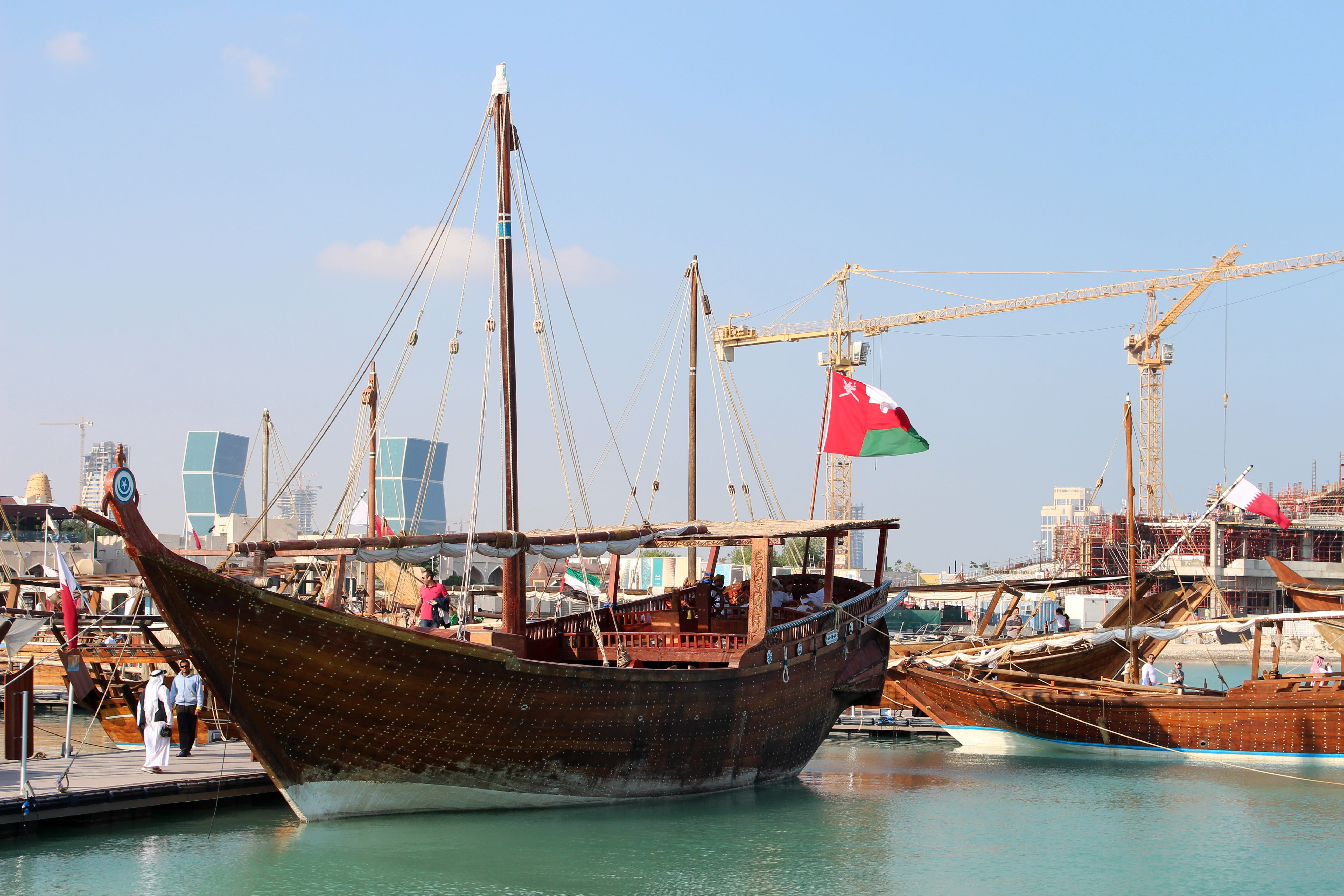 Boats and Ships in the Harbor in Doha, Qatar, photos, public domain