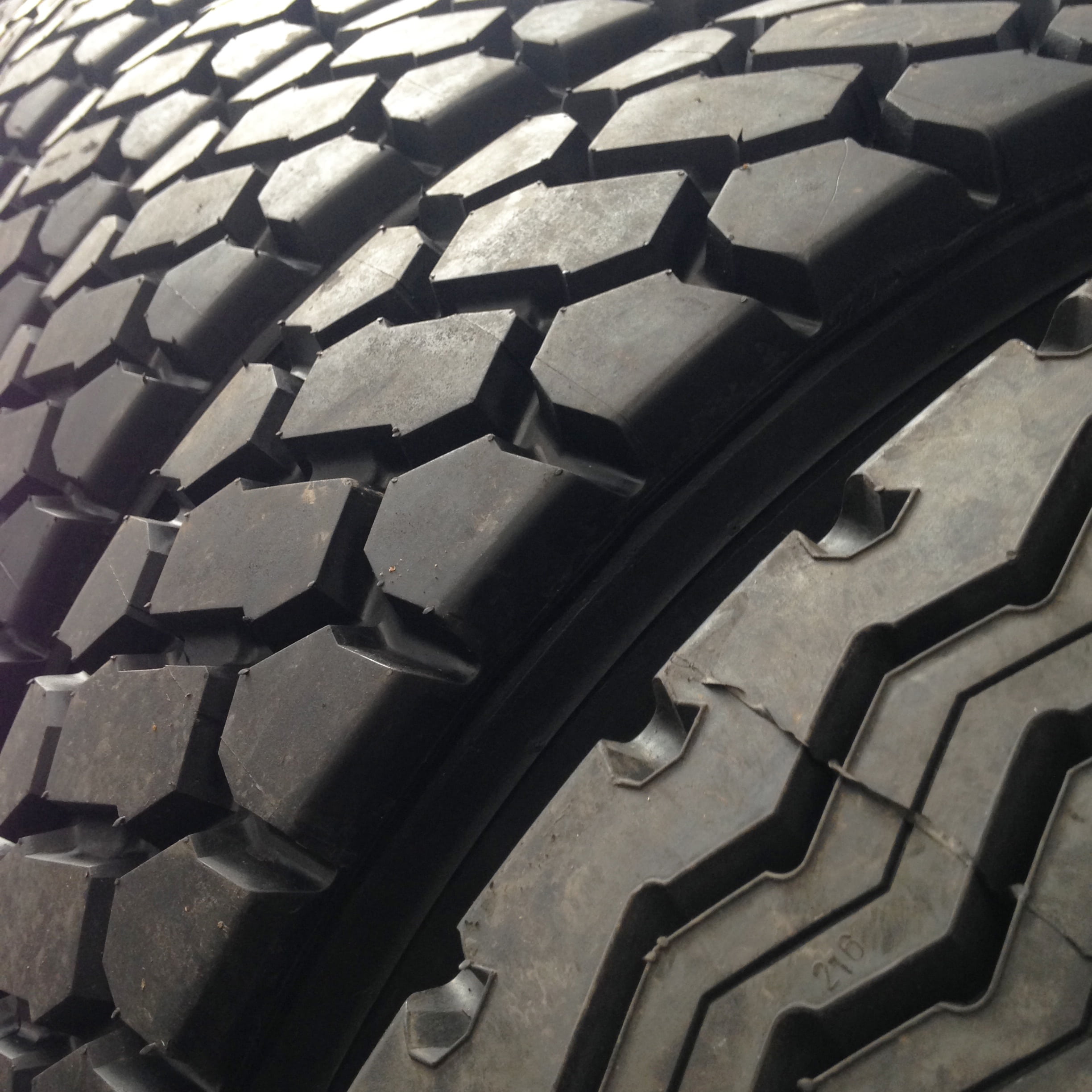 rims, abstract, texture, cracks, forms, patterns, backgrounds