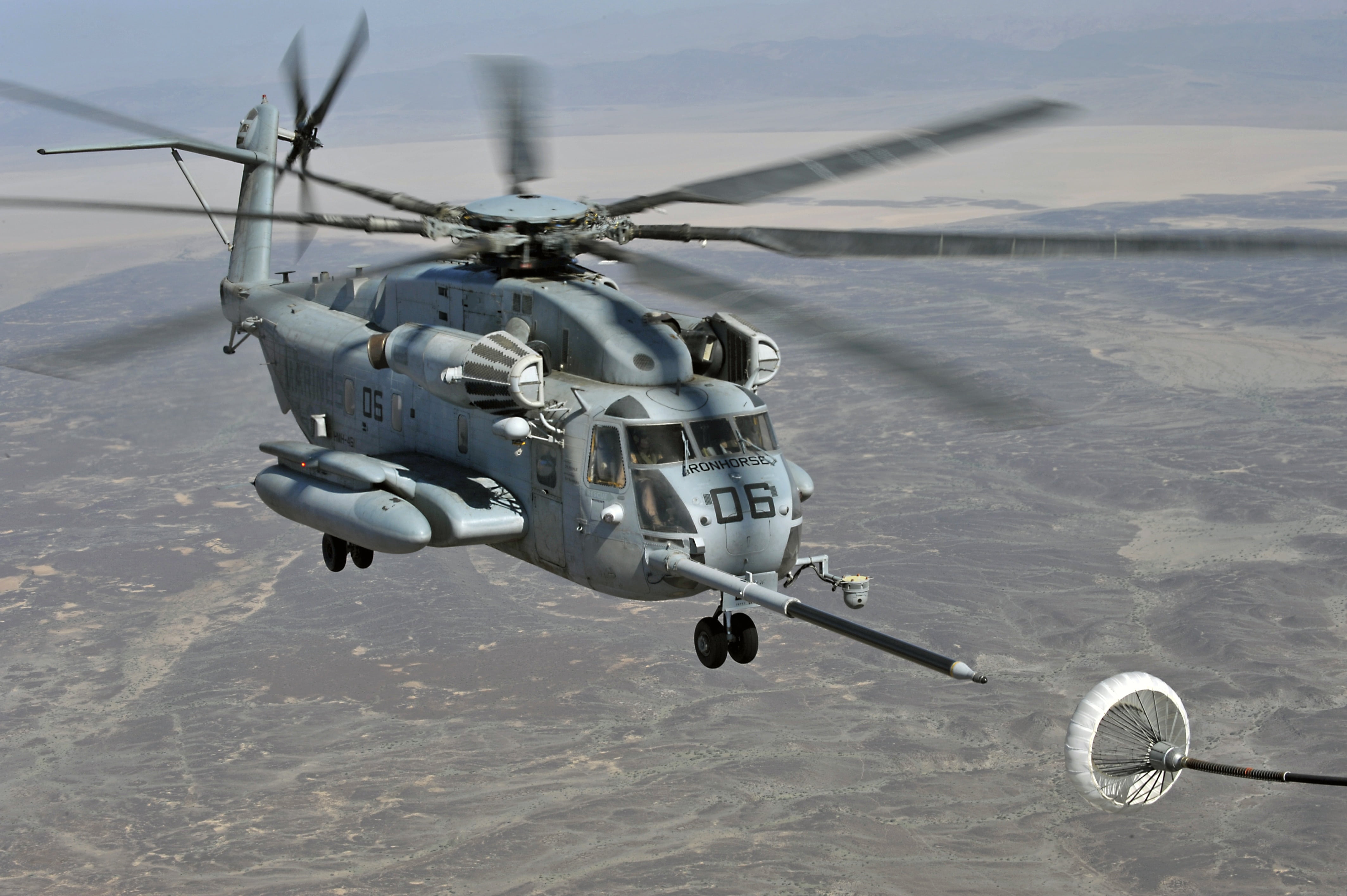 Free Download Hd Wallpaper Super Stallion Helicopter Refueling In