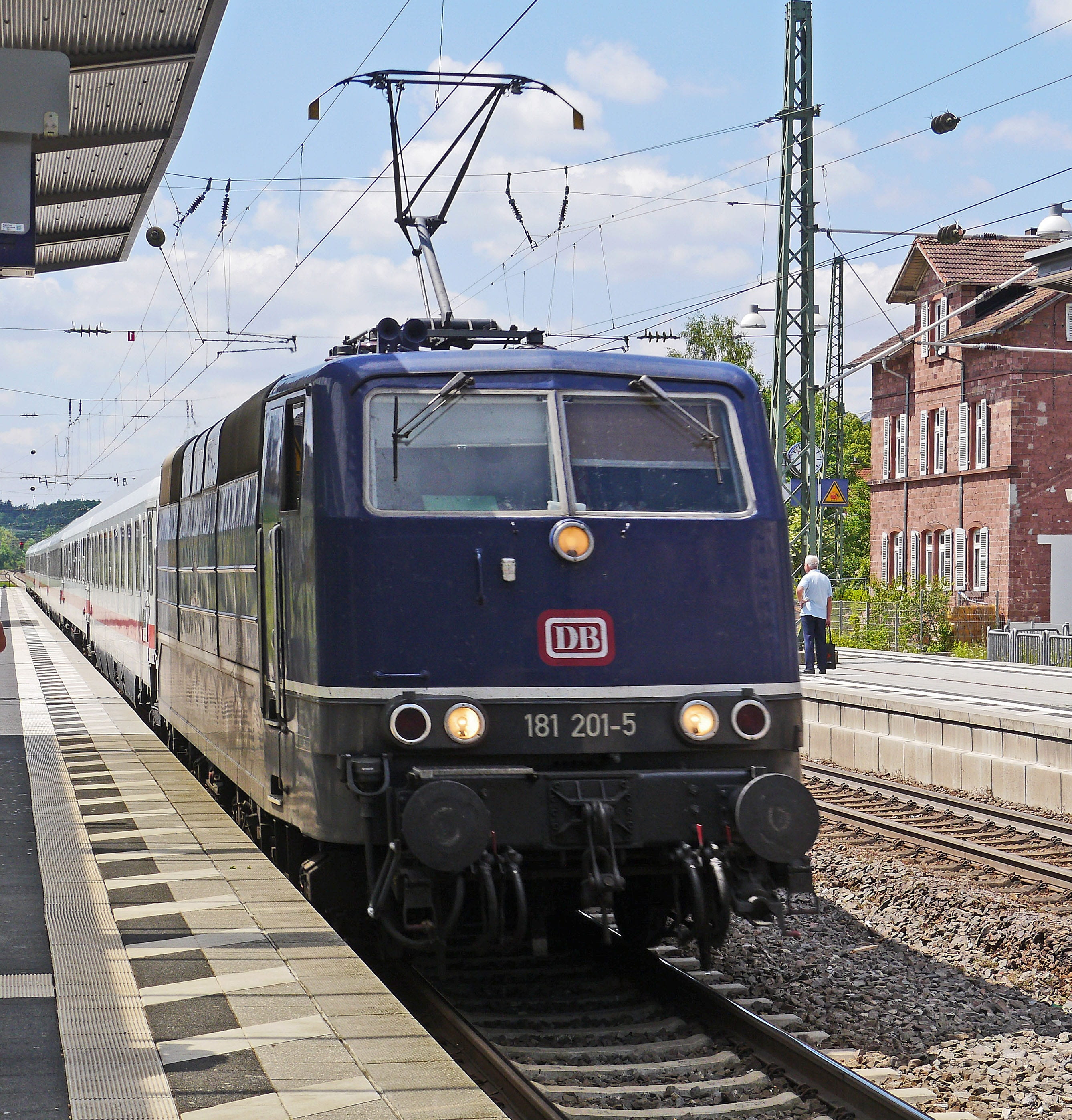 Electric Locomotive, Two System, france-transport, stay, railway station