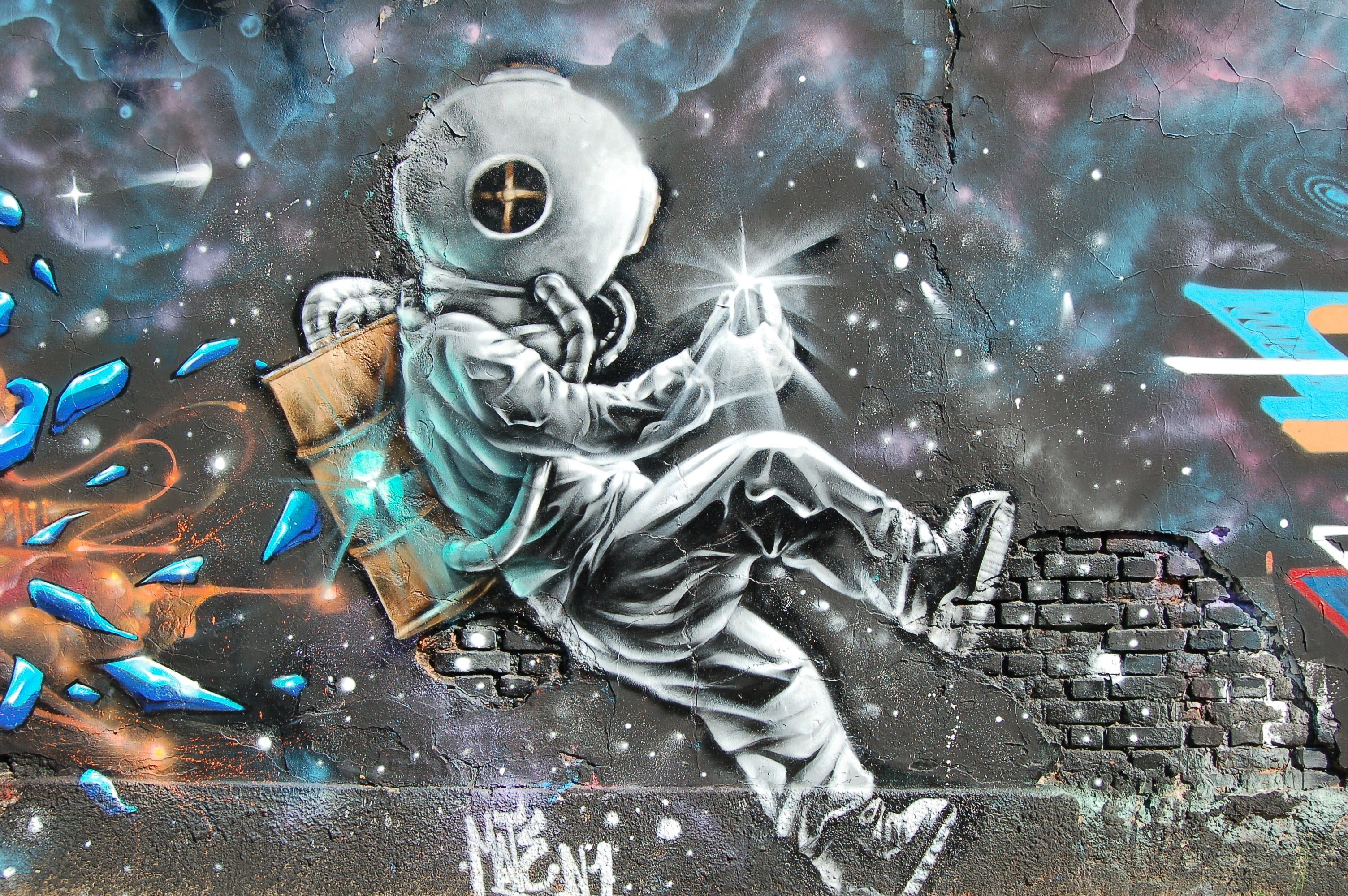 astronaut painting, wall, art, mural, graffiti, public, city