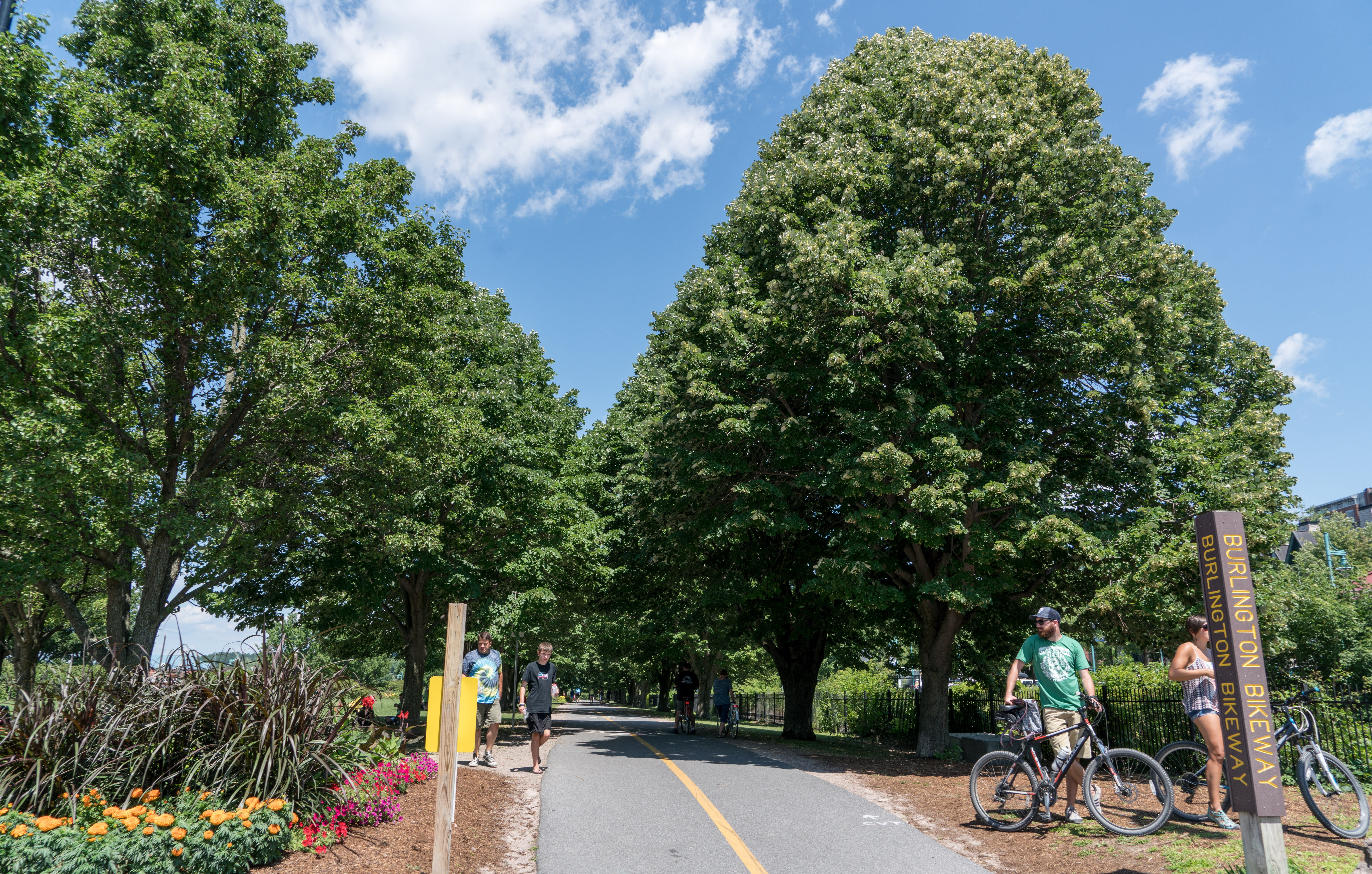 Burlington, Vermont, Waterfront, bike path, lake champlain