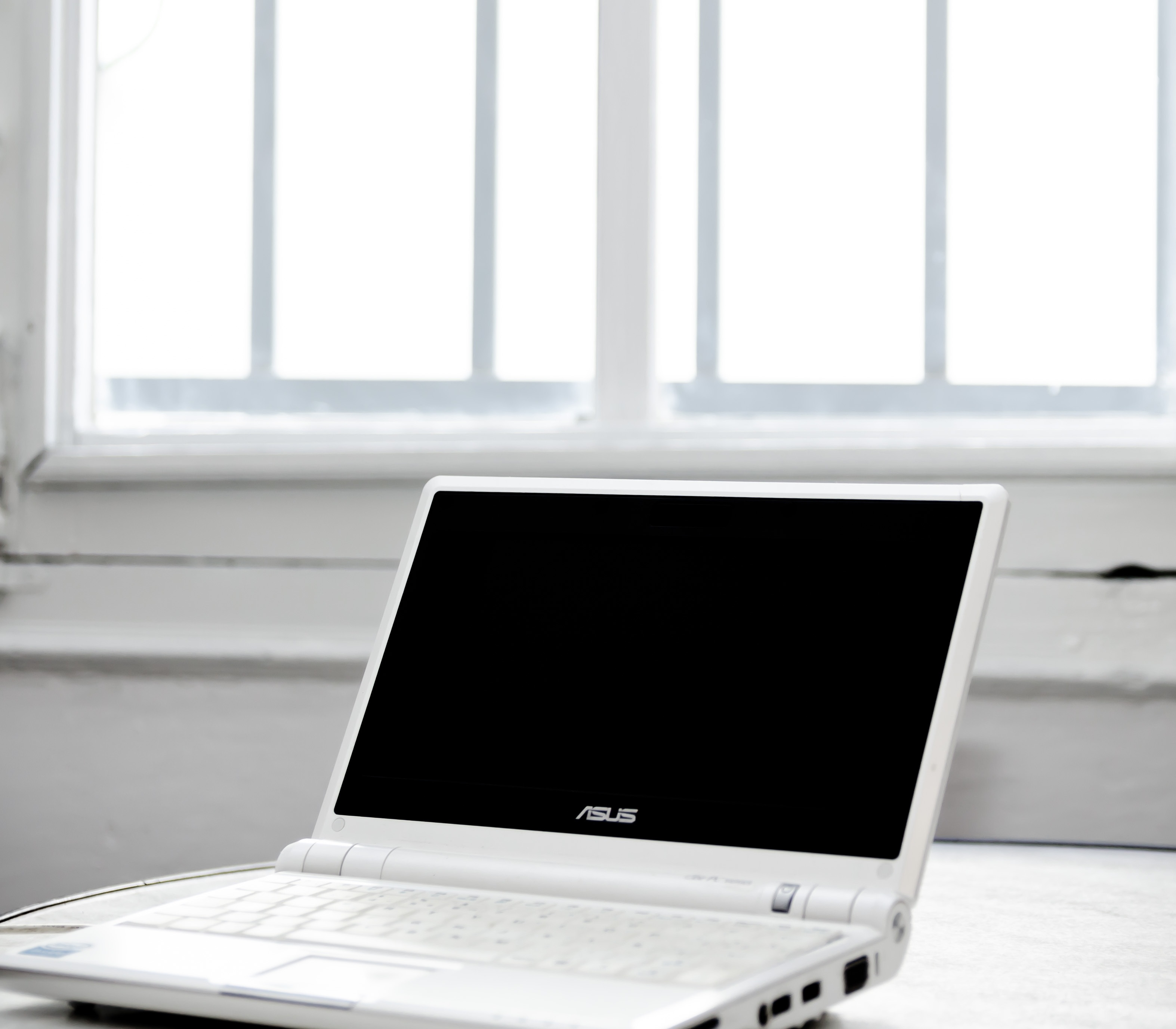 portable, computer, keyboard, window, work, high key, electronics