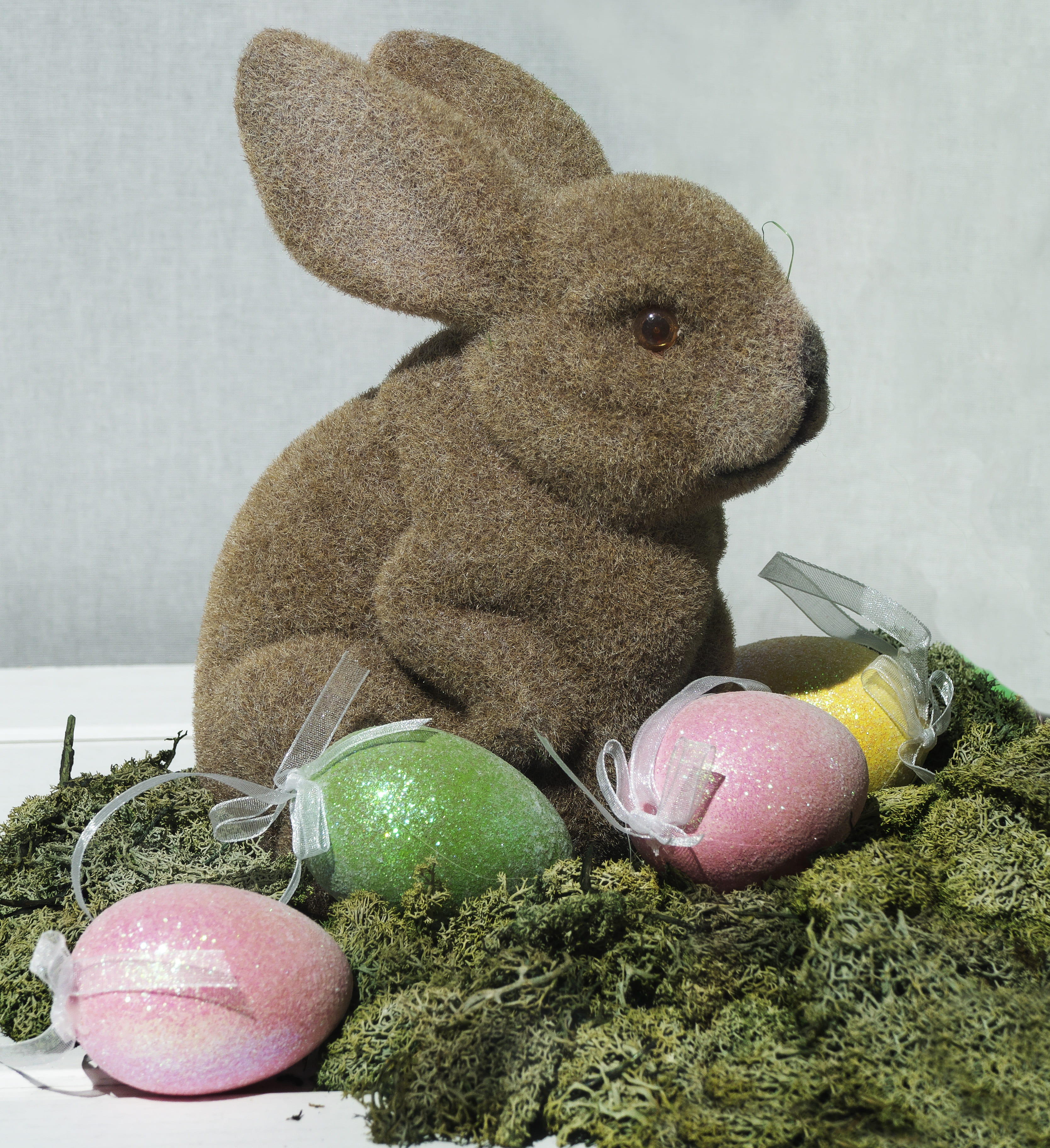 hare, easter theme, easter eggs, moss, easter decoration, figure