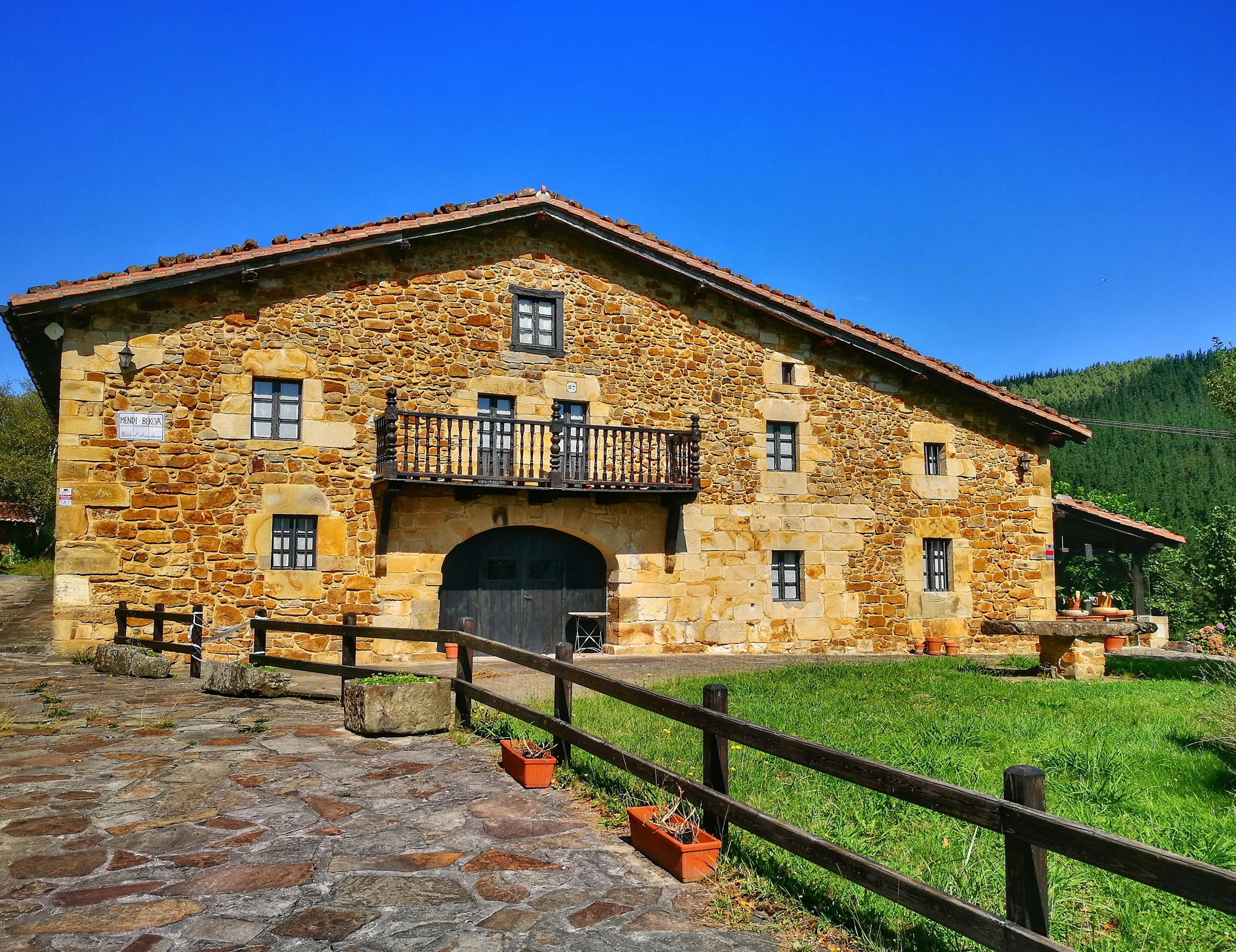 architecture, hamlet, facade, rustic, built structure, building exterior