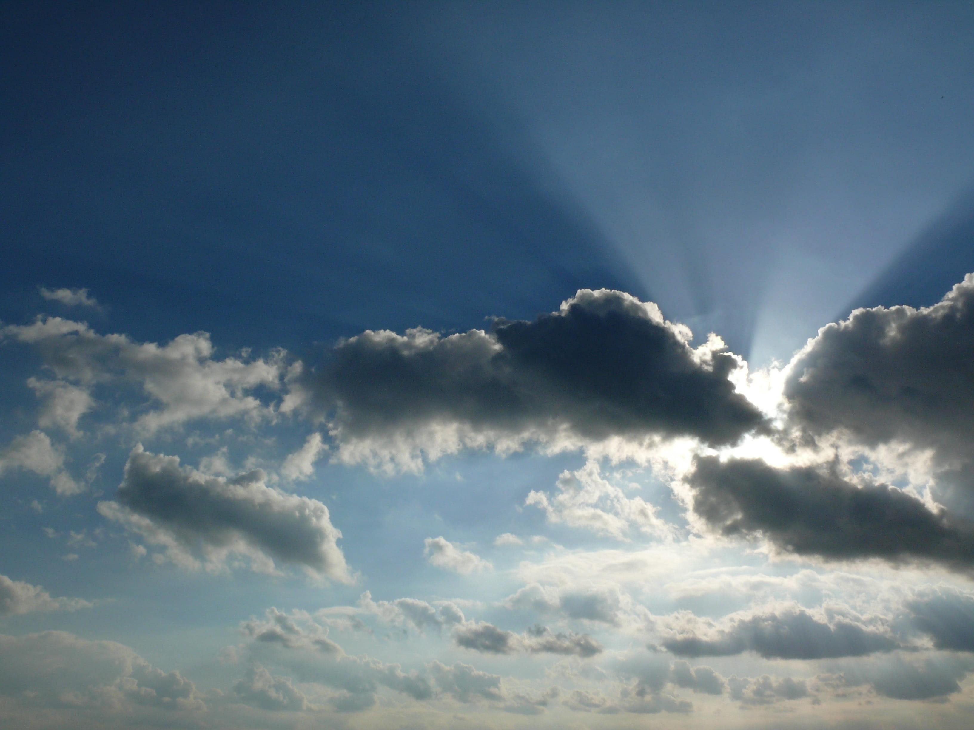 Form, Dark Clouds, clouds form, sky beams, cloud - sky, backgrounds