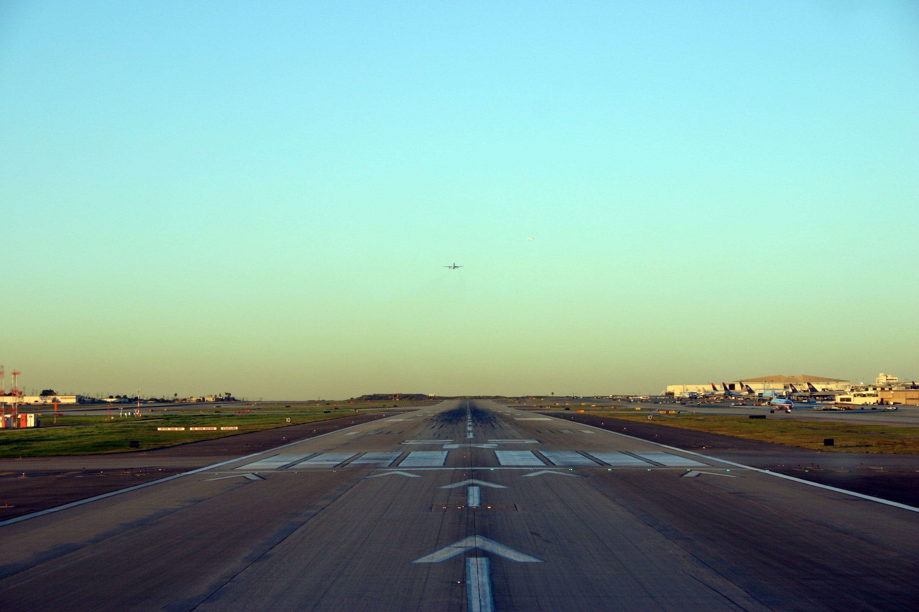 photography of airport, Runway, Travel, airport runway, airplane