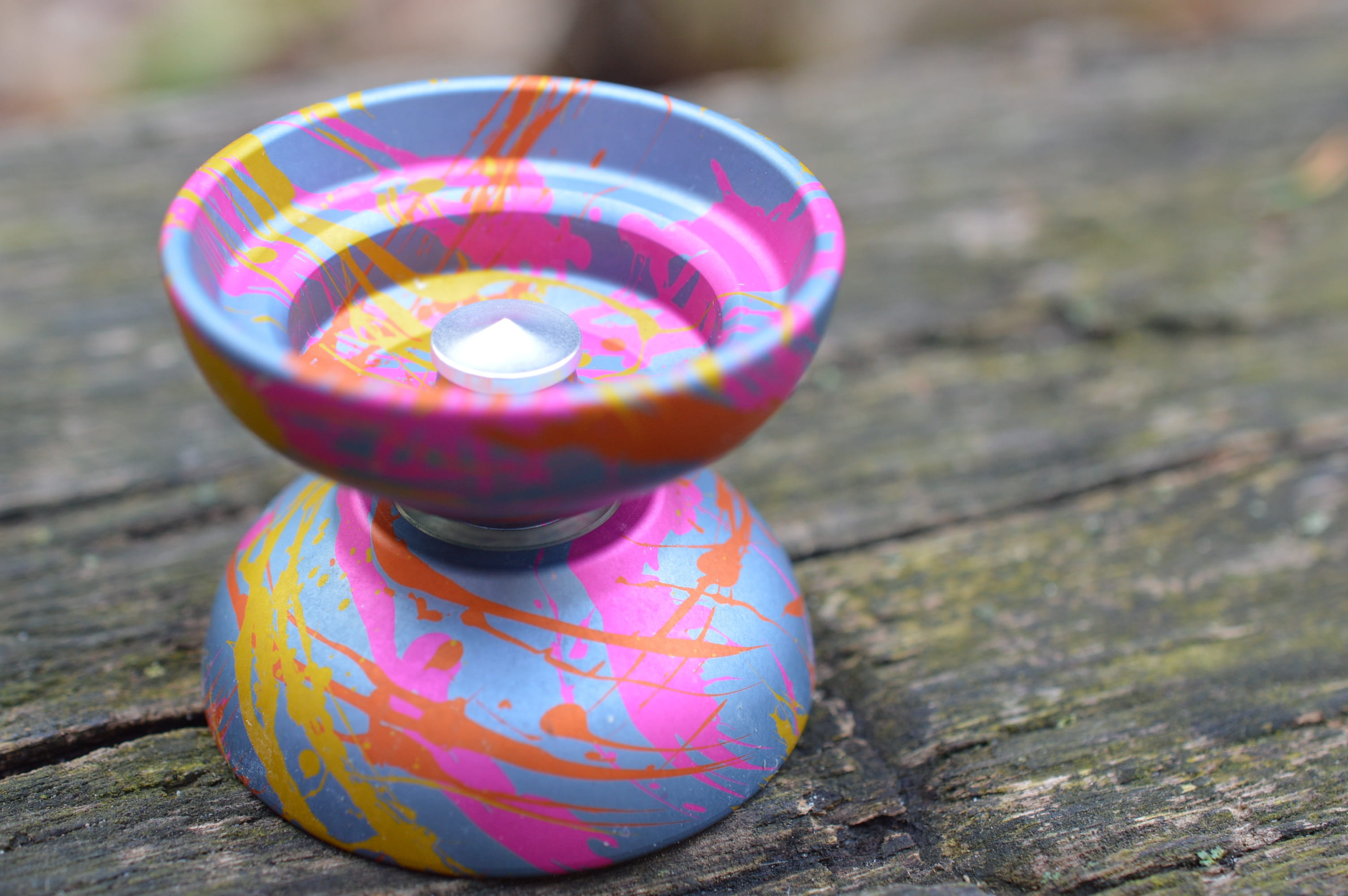 Yo Yo, Splash, anodizing, multi colored, no people, outdoors