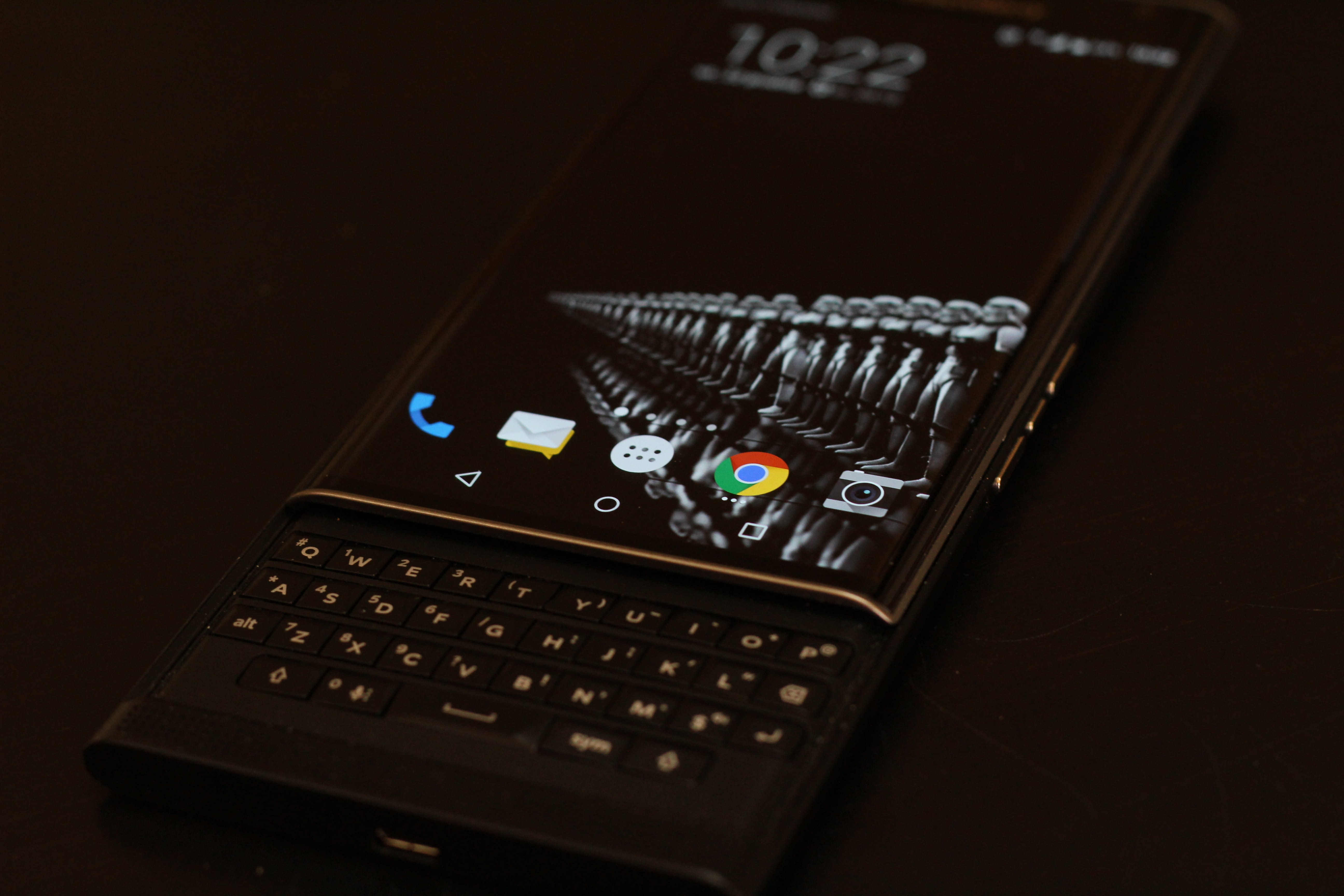 blackberry, priv, mobile phone, qwerty, curved screen, android