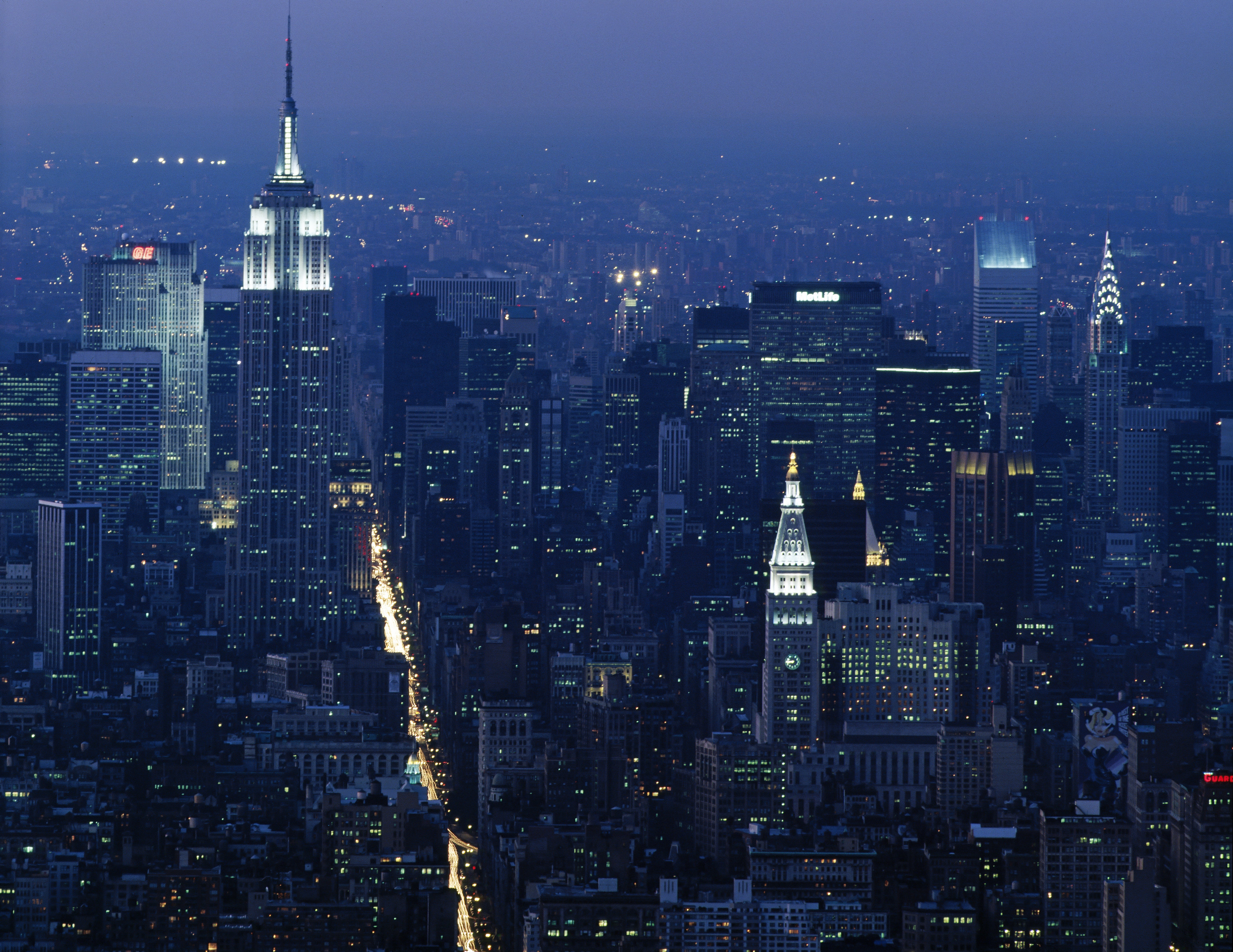 New York skyline at night, manhattan, empire state, building