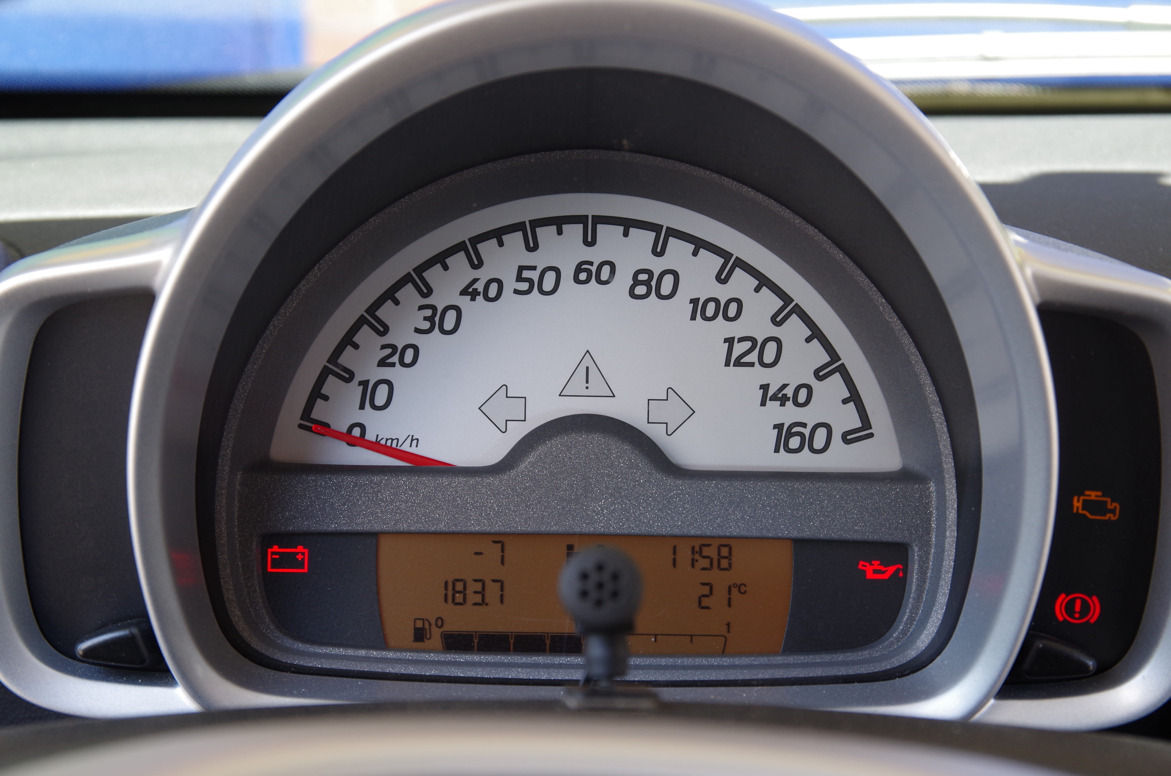 auto, smart, dashboard, speedometer, digital, odometer, warning indicators