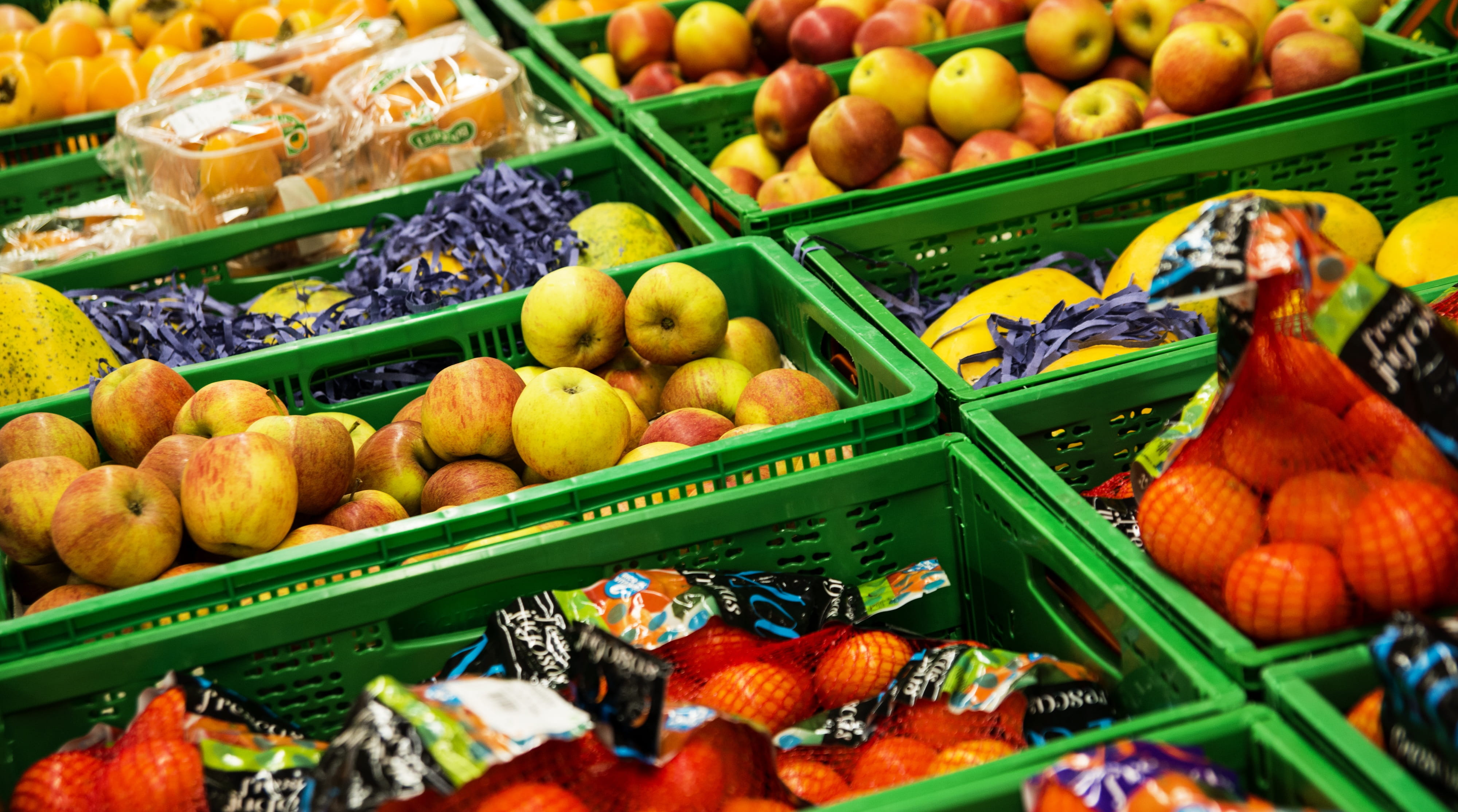 display crate of fruits, Supermarket, Vegetables, Food, Shop