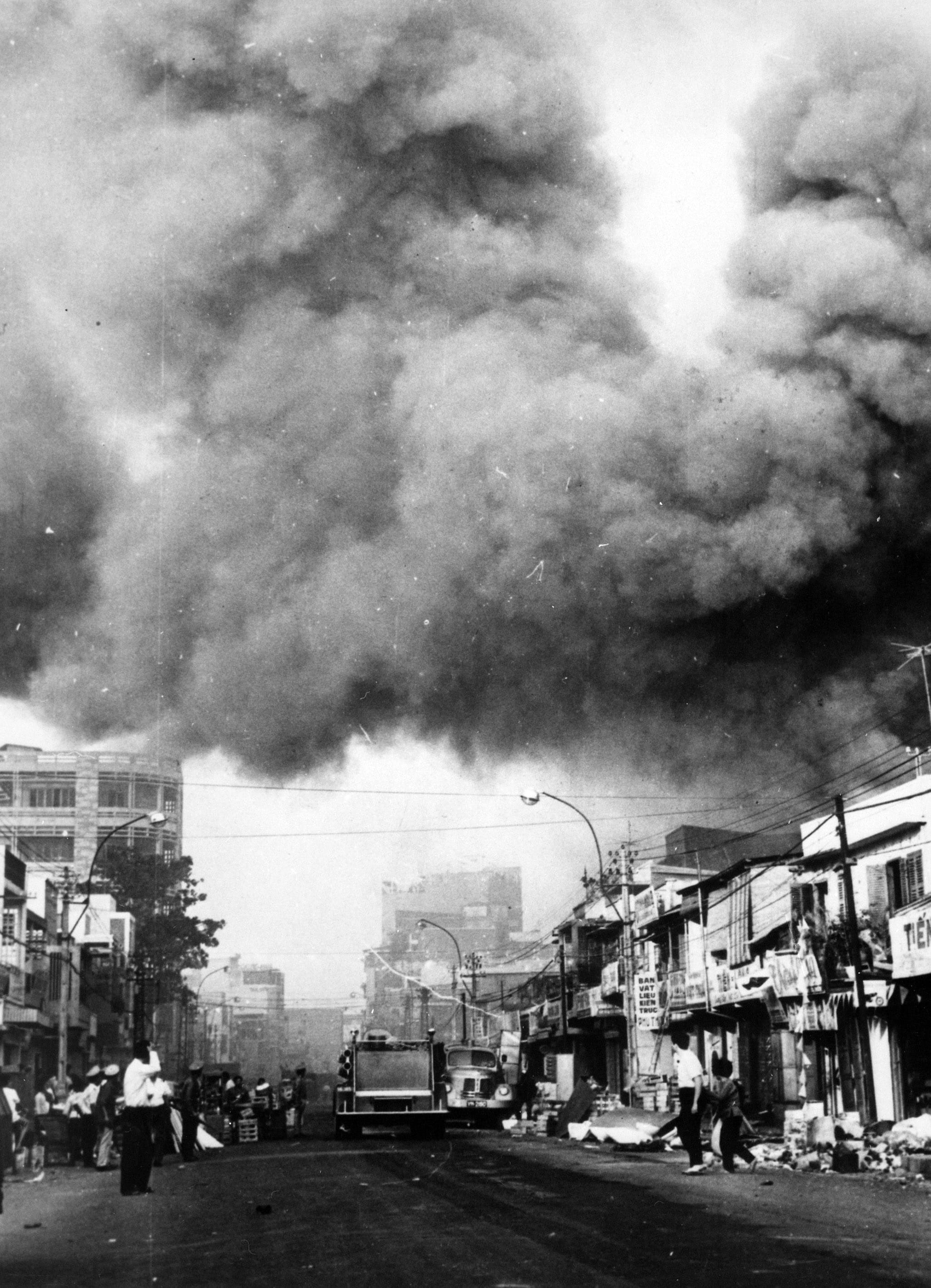 Black smoke covers areas of Sài Gòn during Tet Offensive in the Vietnam War