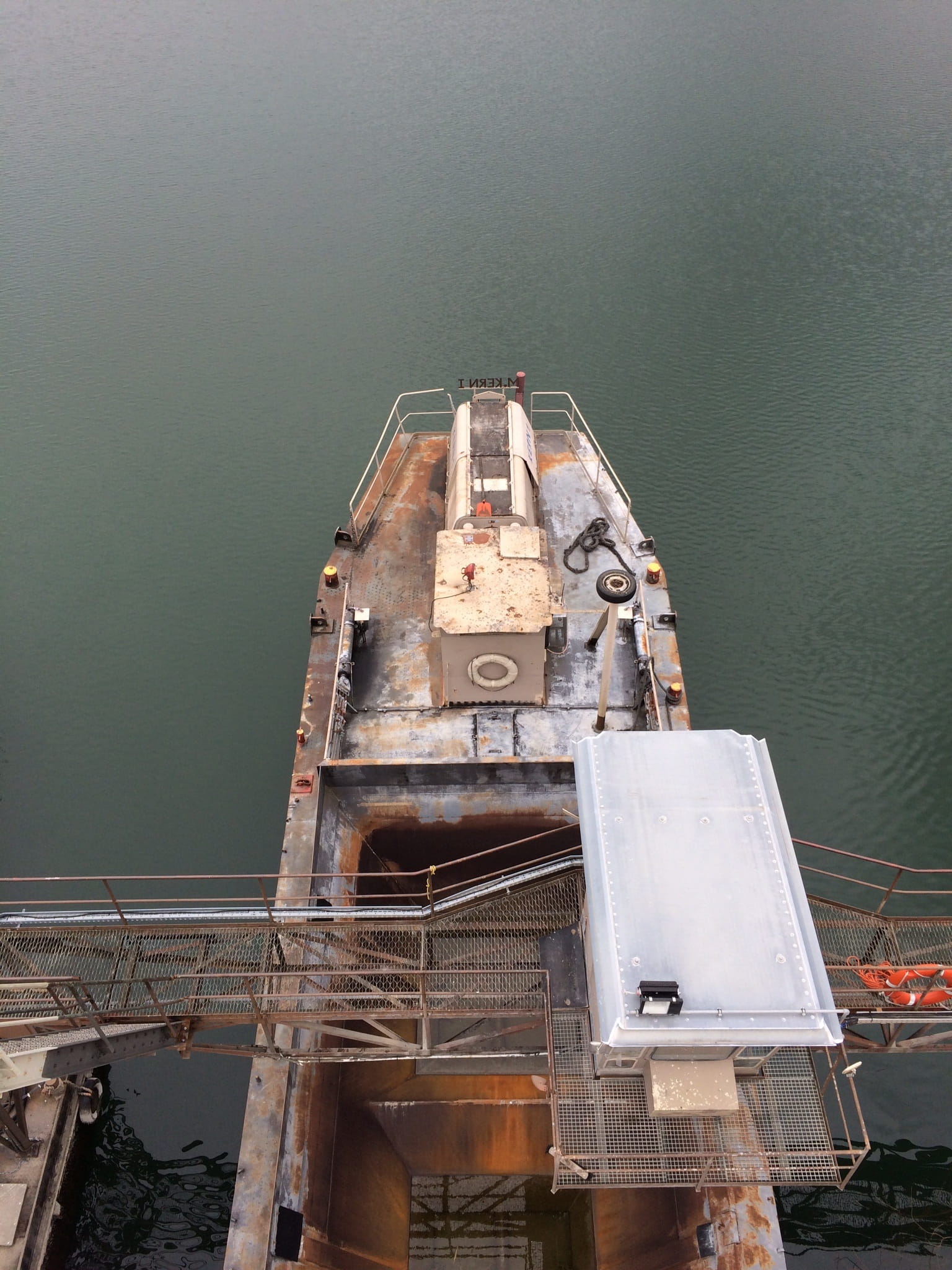 Ship, High, Architecture, Building, attraction, water, river