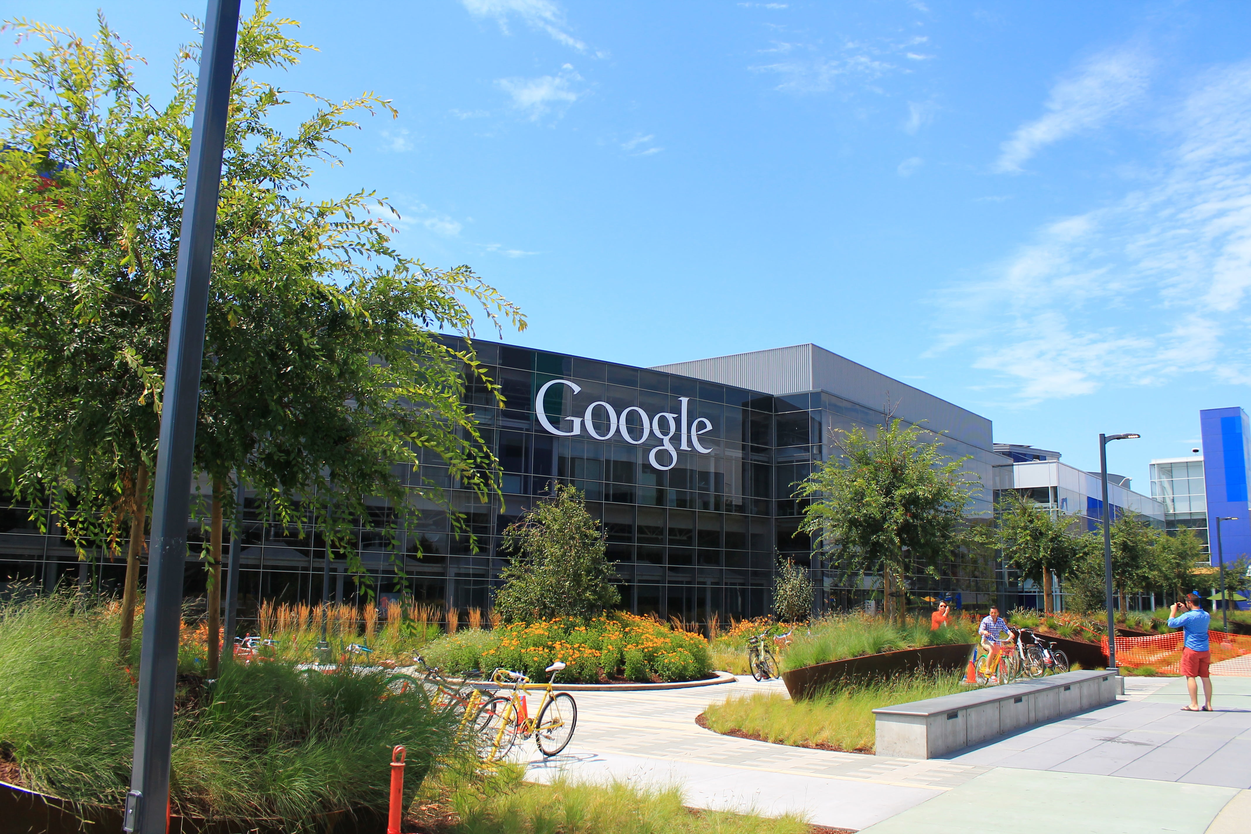 Google building during daytime, plex, california, logo, office
