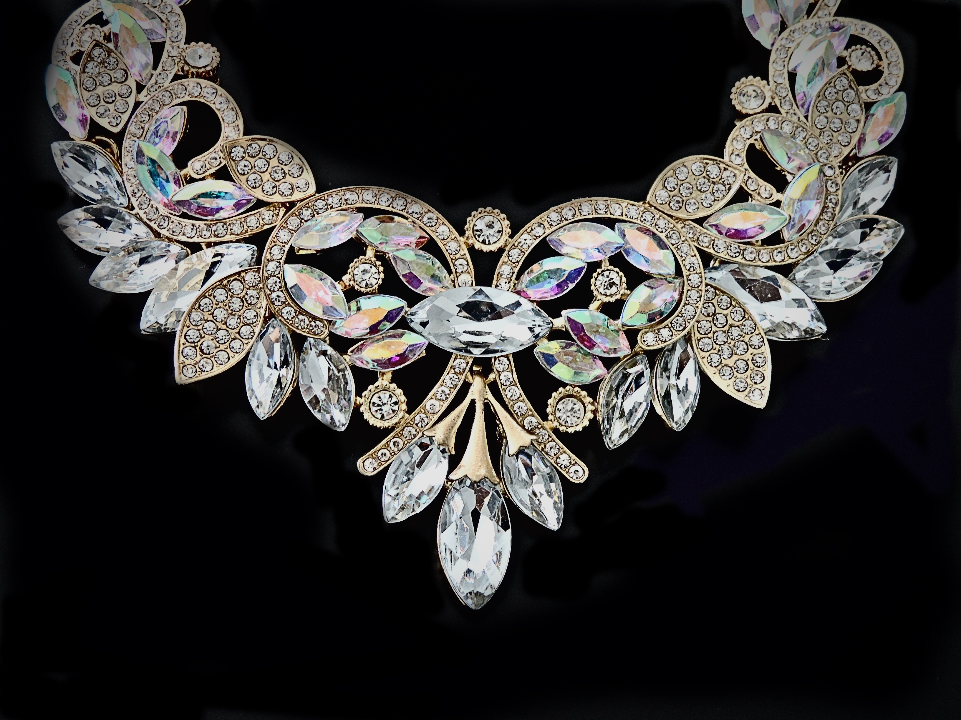 clear gemstone bib necklace, crystal necklace, statement necklace