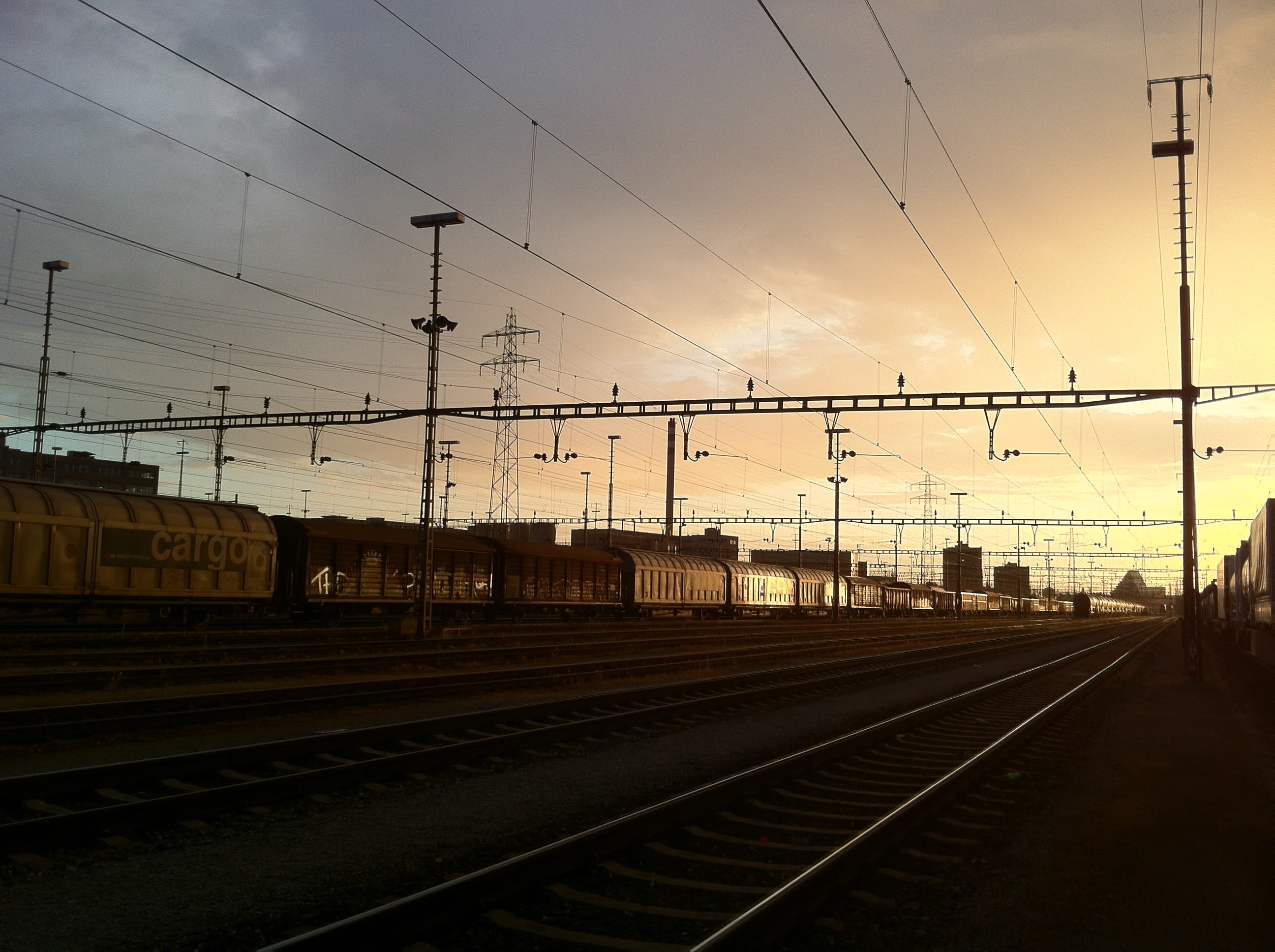 Railway, Switzerland, Muttenz, Gleise, railway station, evening