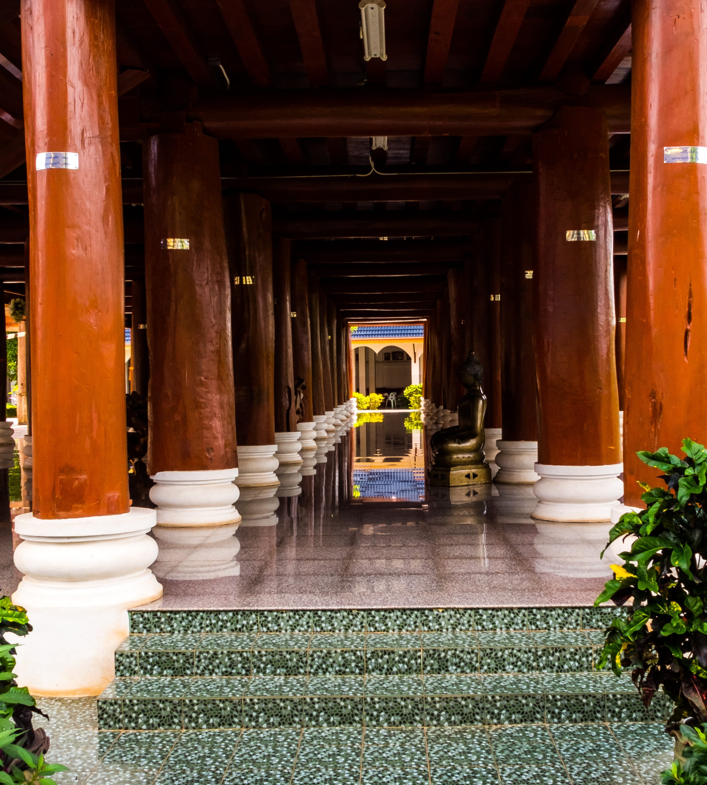 Temple Hall, Arcade, Temple Complex, north thailand, architectural column