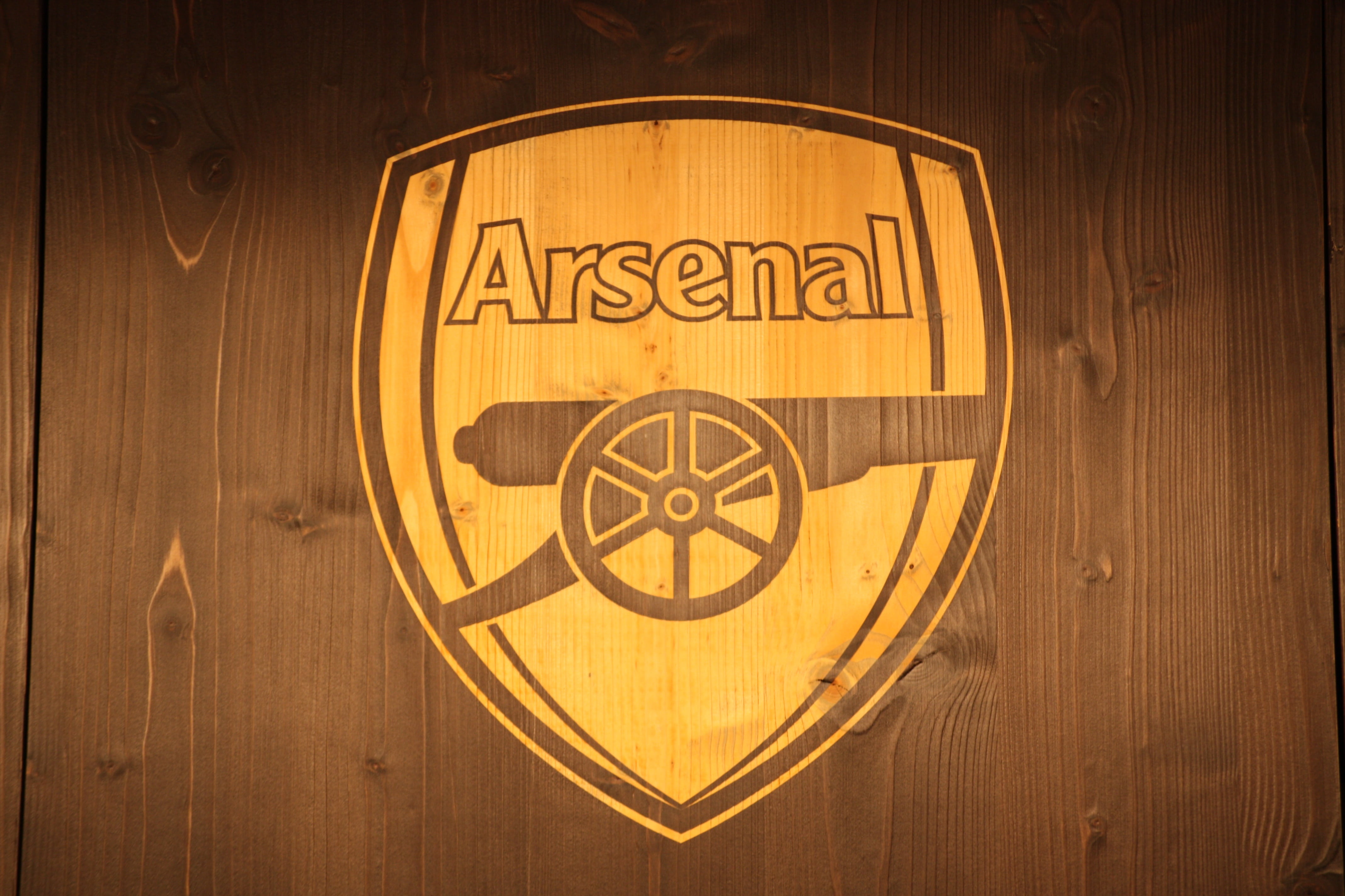 brown Arsenal painted board decor, logo, england, wood - material