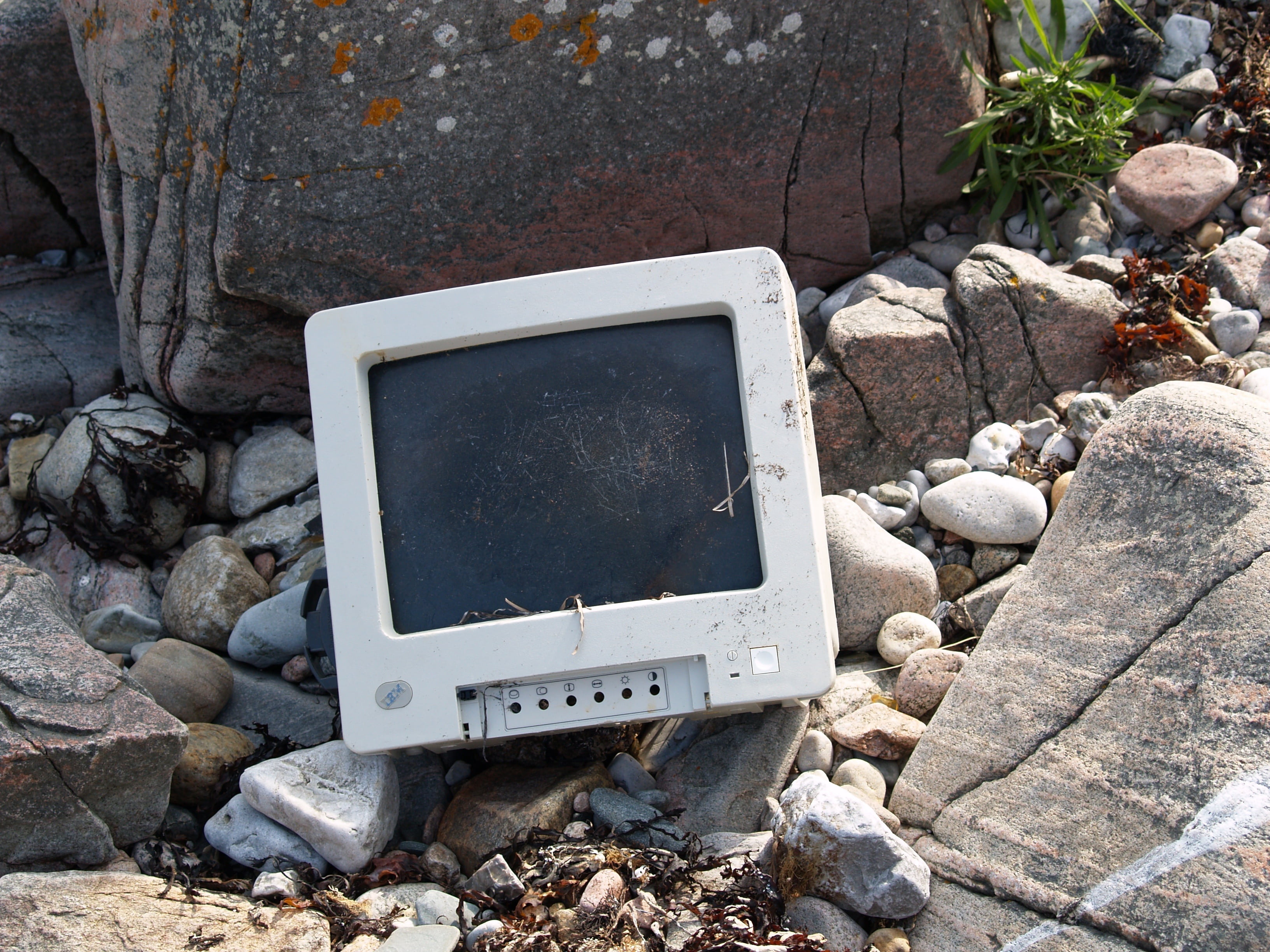 debris, computer, littering, old, solid, rock, rock - object