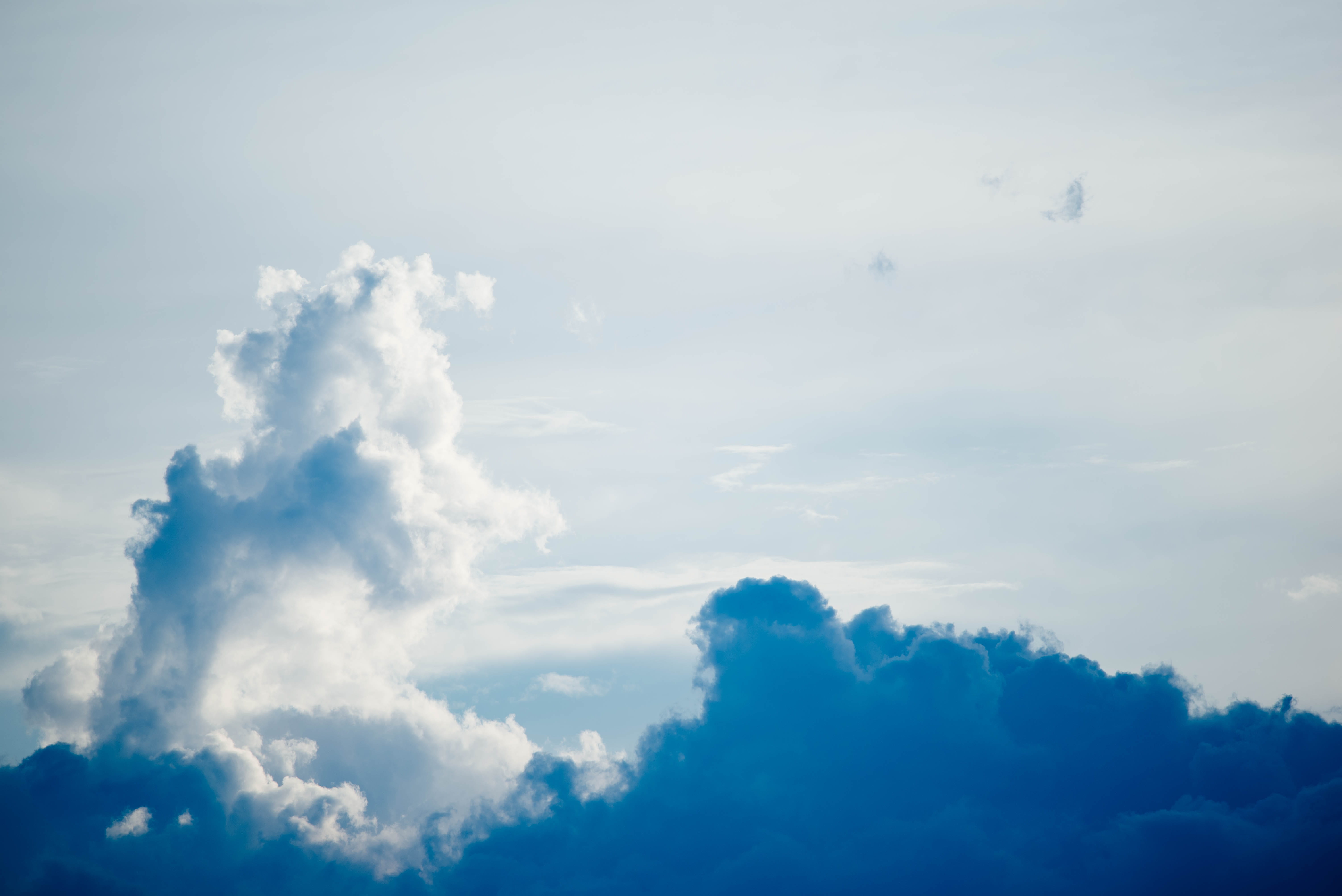 cloudy sky scenery, white cloudy clouds, cloudscape, sunlight