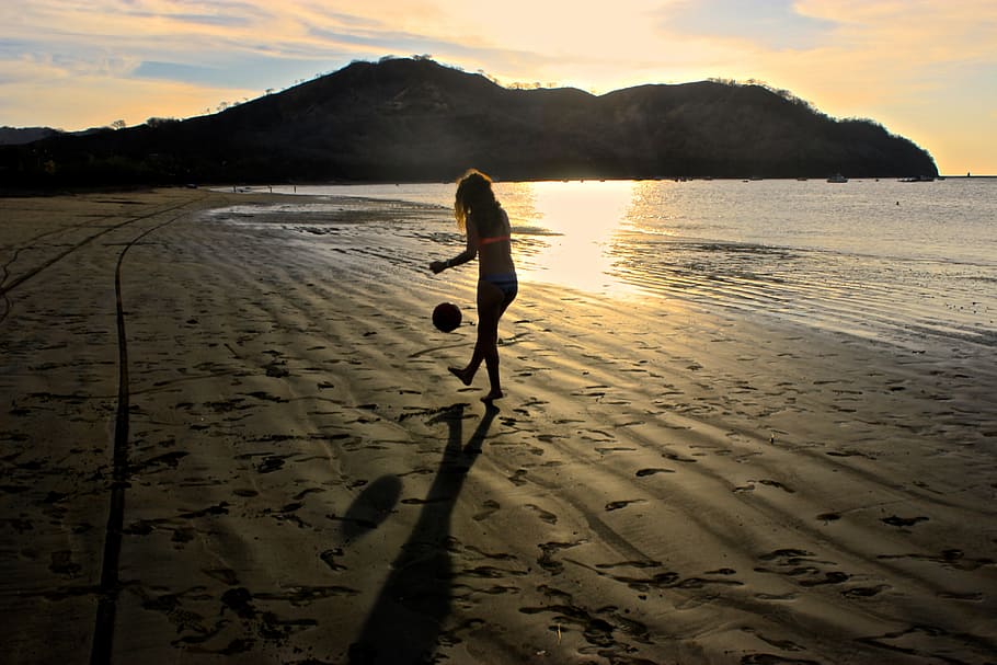 girl, soccer, sunset, beach, ocean, costa rica, juggling, land, HD wallpaper
