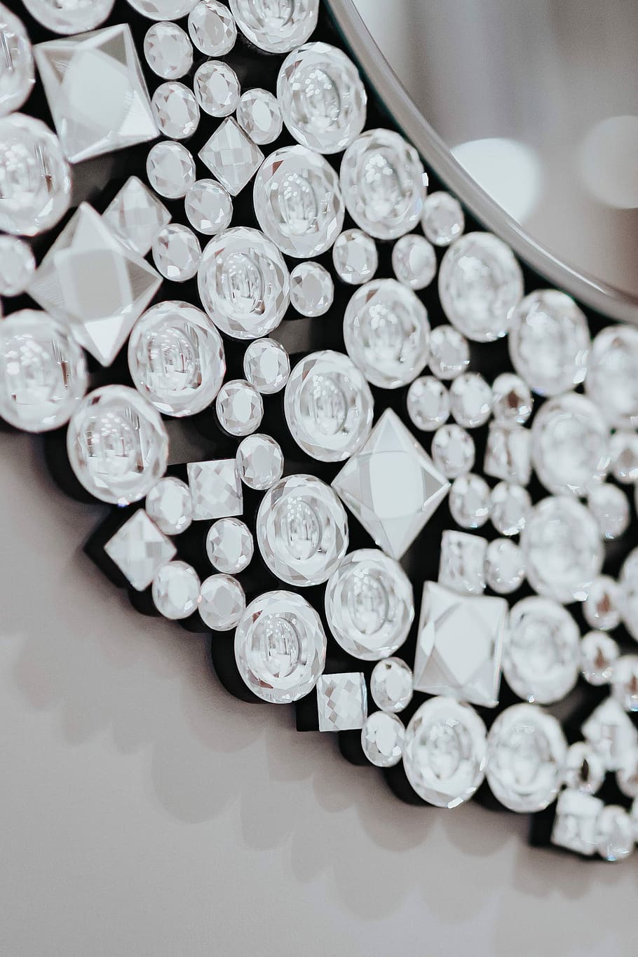 Beautiful round mirror adorned with crystals, reflection, elegant HD wallpaper