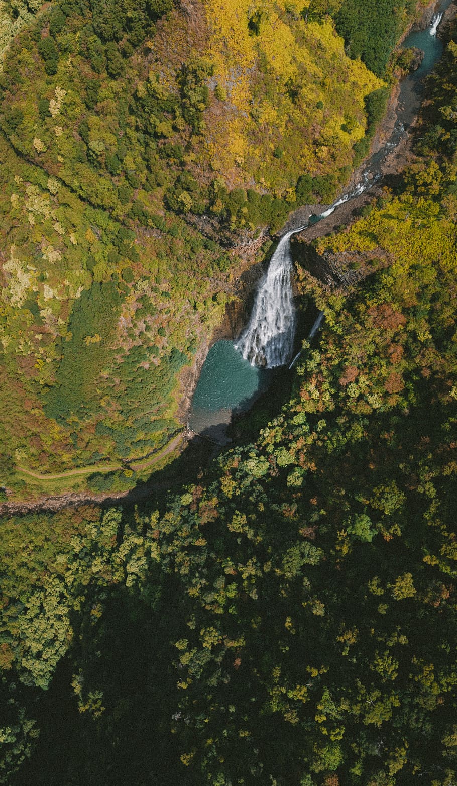 bird's eye view of flowing waterfalls between mountains, Jurassic Falls HD wallpaper