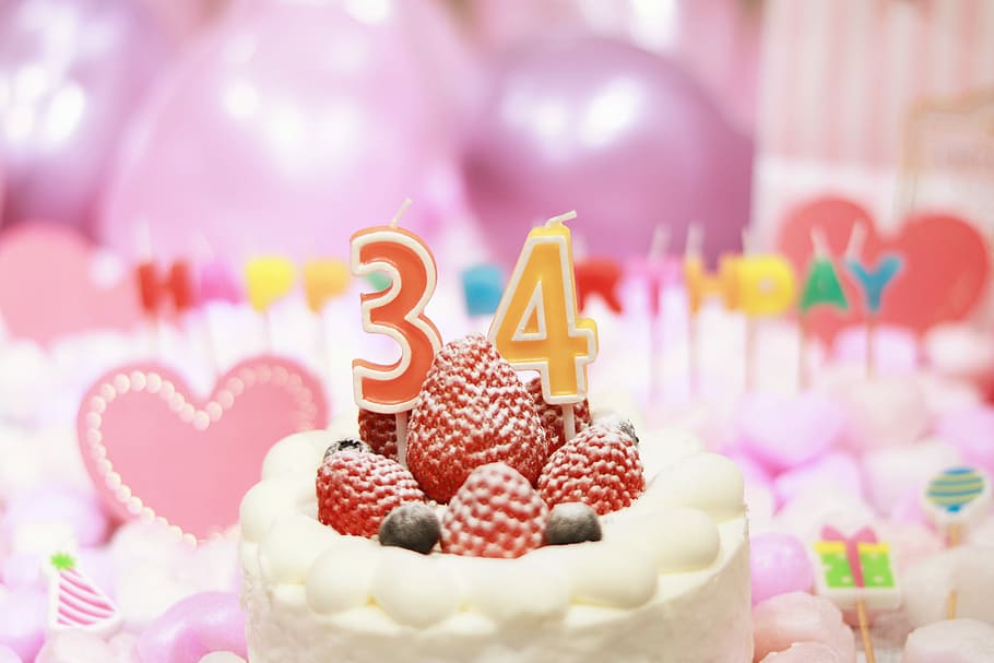 34 candle on strawberry cake, dessert, food, birthday, sweet Food HD wallpaper