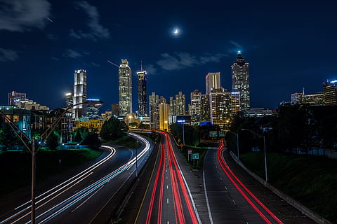 time lapse photography of cars heading towards city, night, cityscape HD wallpaper