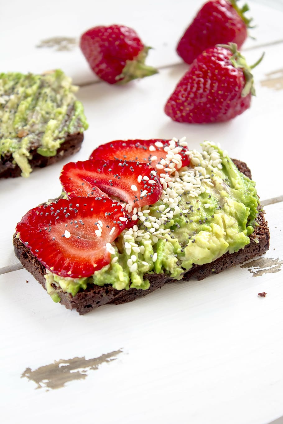 strawberry topped brownies, avocado, toast, a sandwich, appetizer, HD wallpaper