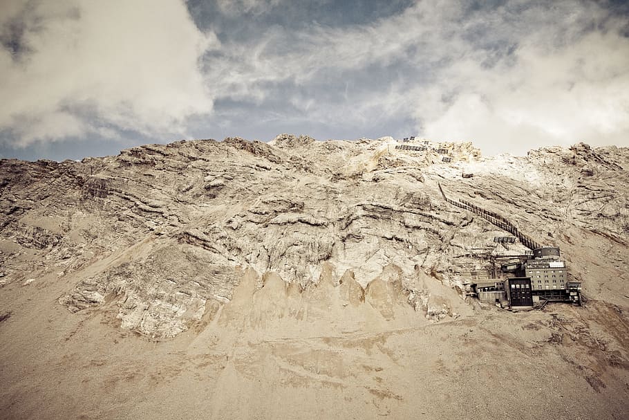 landscape, sky, clouds, building, daylight, desert, mountain HD wallpaper