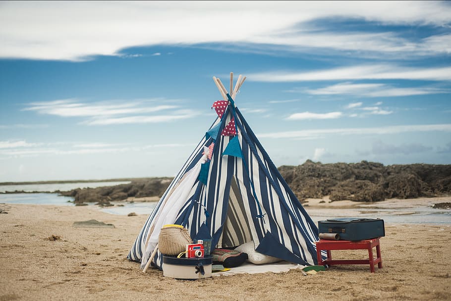 teepee, beach, summer, sky, sea, backdrop, relax, land, sand HD wallpaper