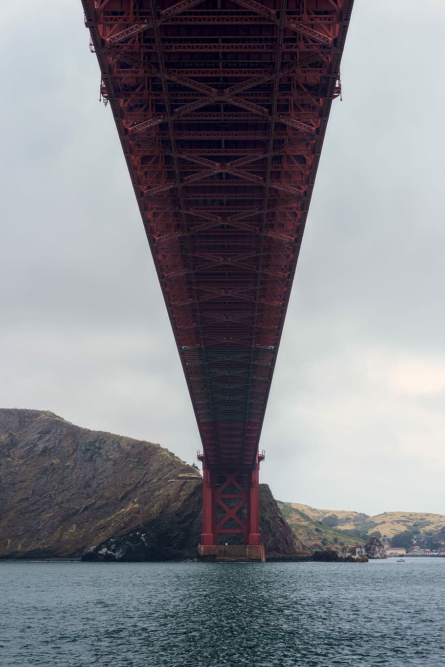 bridge above bodies of water at daytime, red bridge above the body of water HD wallpaper