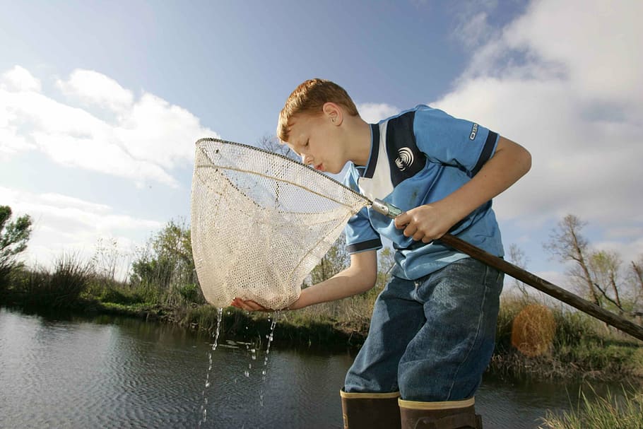 fish, catches, boy, young, hunting, fishing, sport, one person HD wallpaper