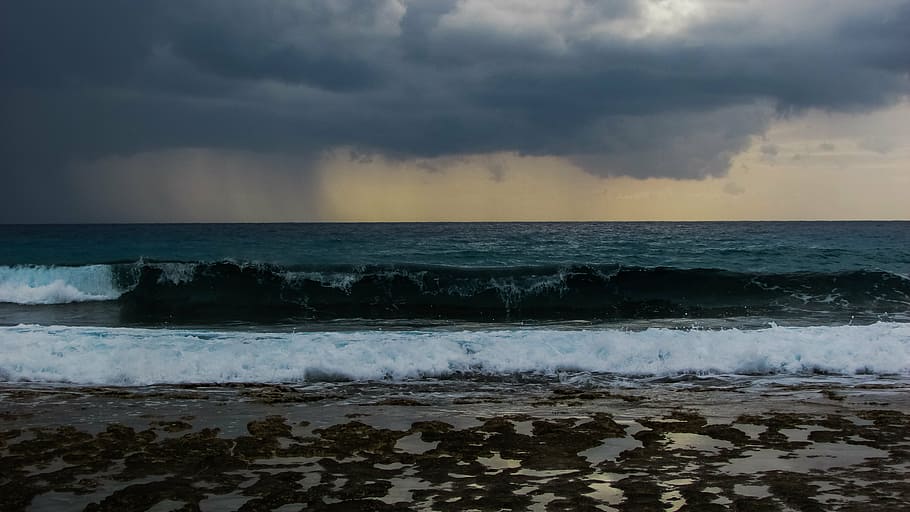 storm, clouds, winter, december, wave, smashing, foam, spray HD wallpaper