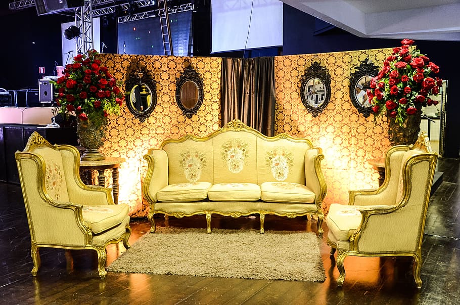 yellow couch, sofa, reception, accommodations, interior, luggage HD wallpaper