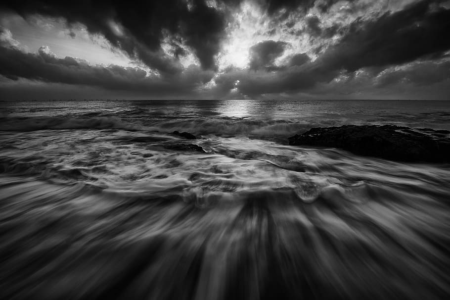 sea, black-and-white, nature, sky, beach, dramatic, horizon, island HD wallpaper