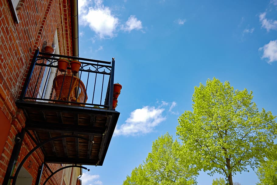 balcony, summer, out, sky, cloud - sky, tree, low angle view HD wallpaper