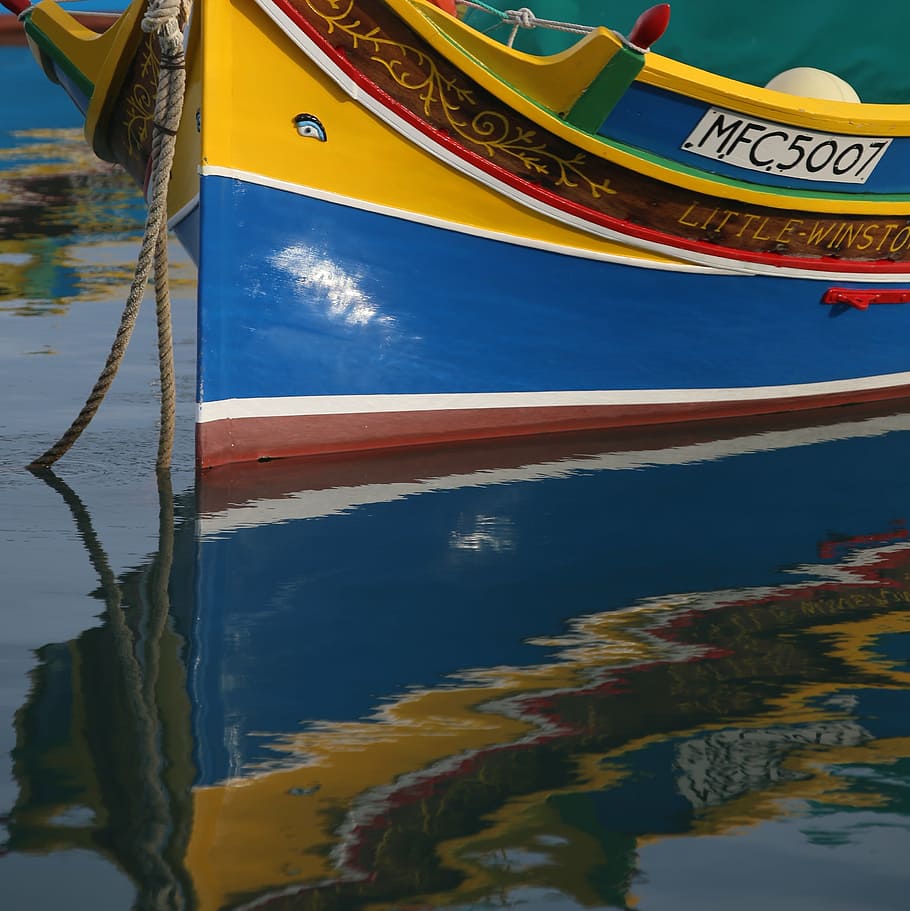 boats, color, water, nature, no people, reflection, sky, day HD wallpaper