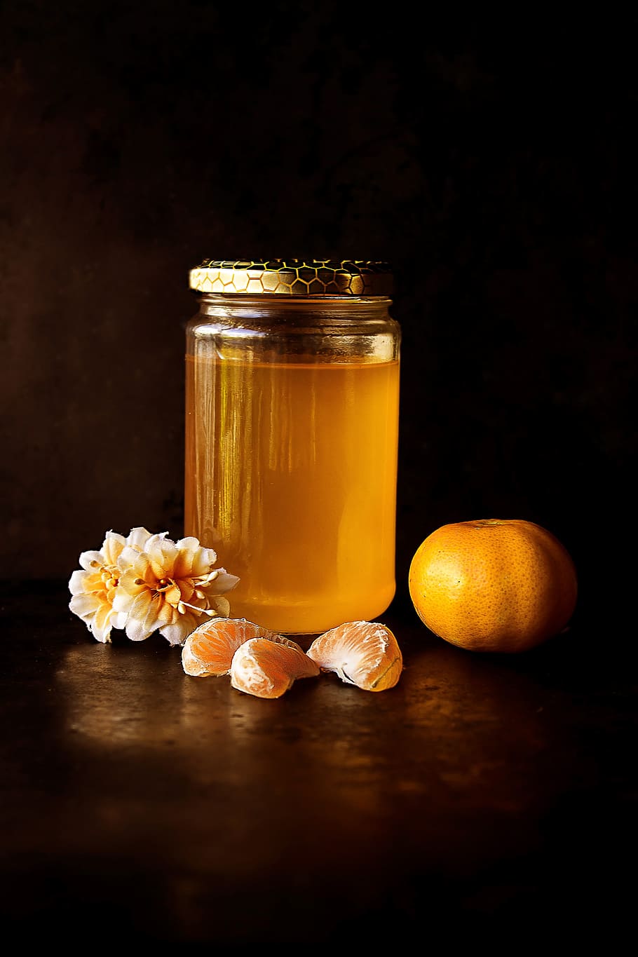 clear glass bottle, clear glass jar with citrus fruit, orange HD wallpaper