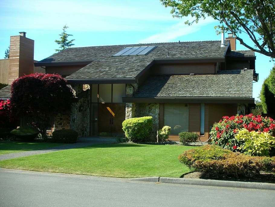 Typical Richmond home in British Columbia, Canada, photos, houses