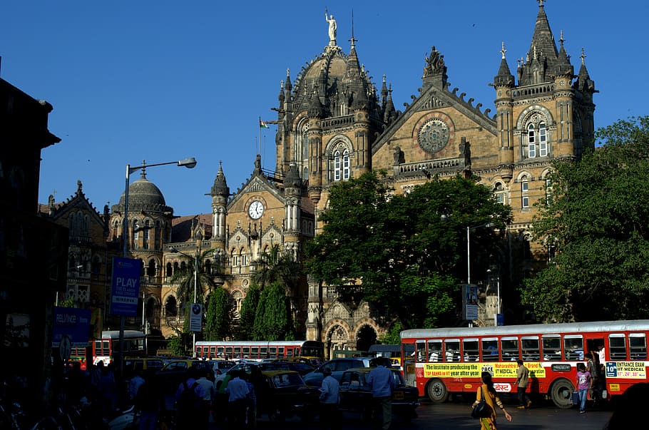 people crossing by chapel, victoria station, mumbai, cst, train station