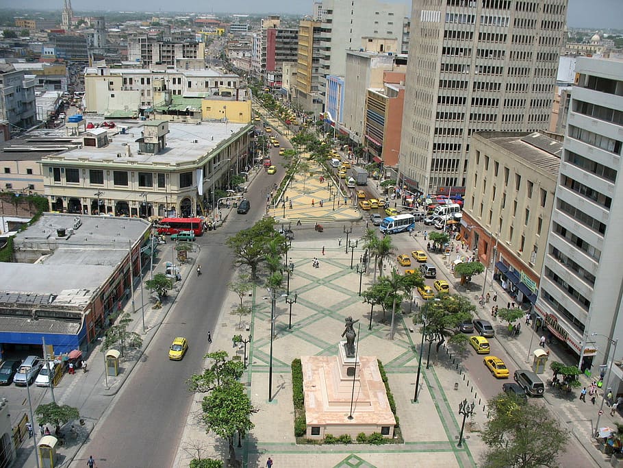 Paseo de Bolívar in Barranquilla, Colombia, building, cars, city