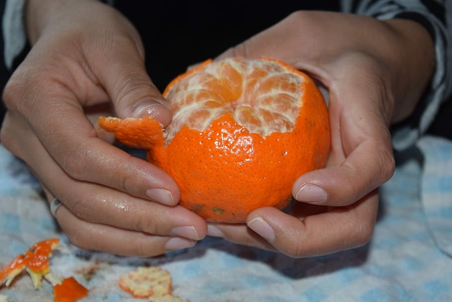 Orange, Tangerine, Peel, Shell, Hands, fruit, vegetable, ecological HD wallpaper
